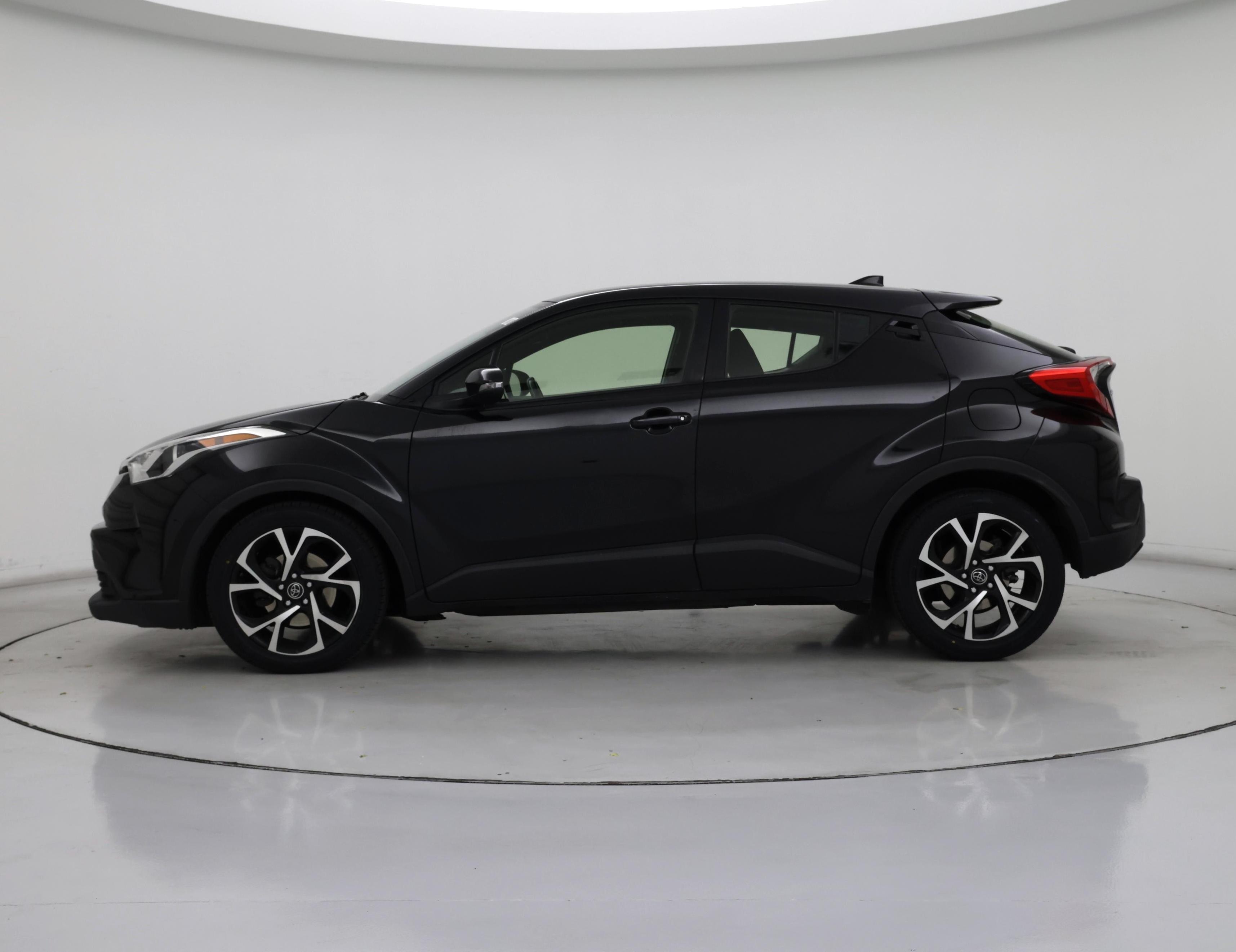 Thumbnail: 2018 Toyota C-HR - 3
