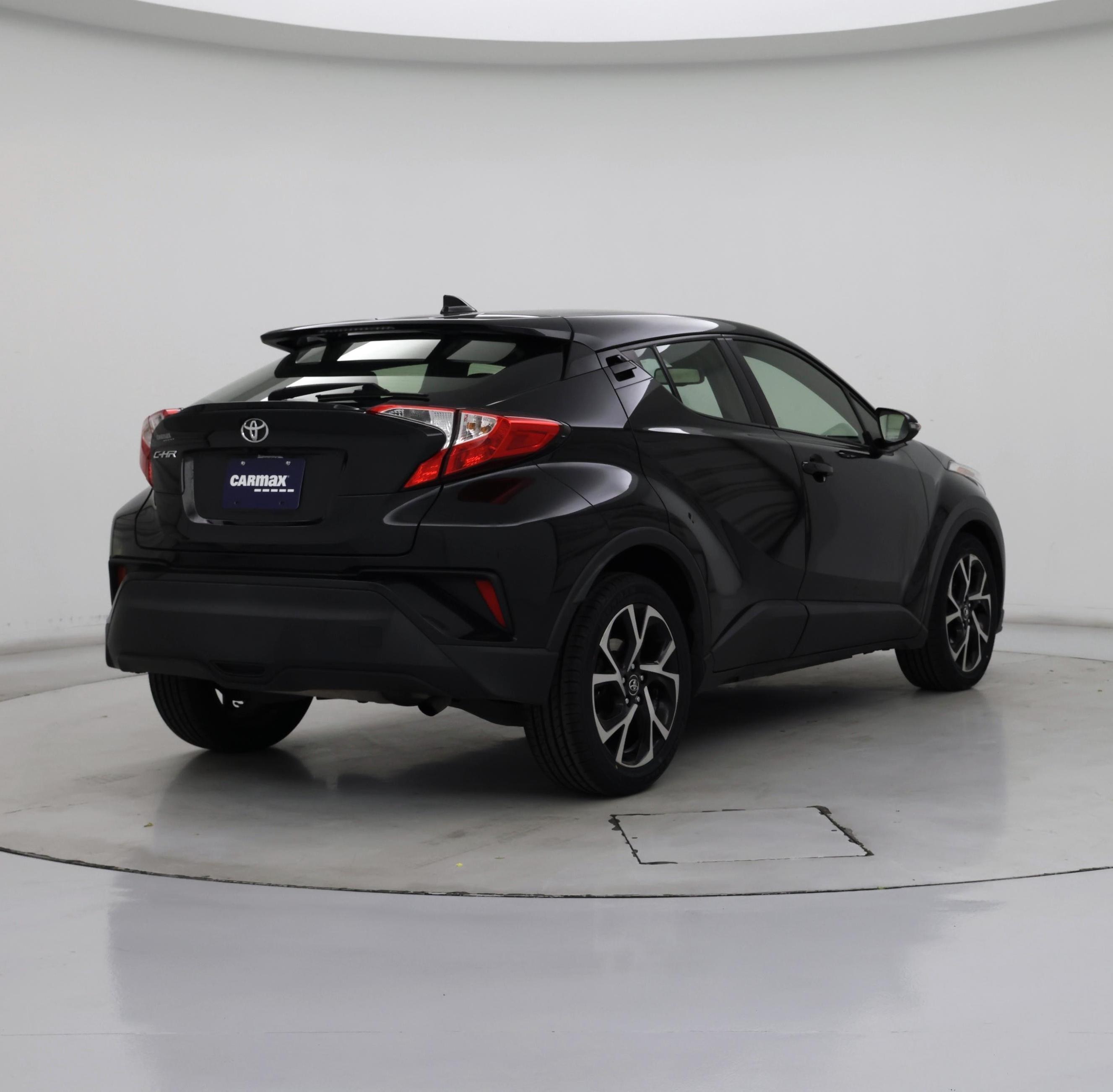 Thumbnail: 2018 Toyota C-HR - 8