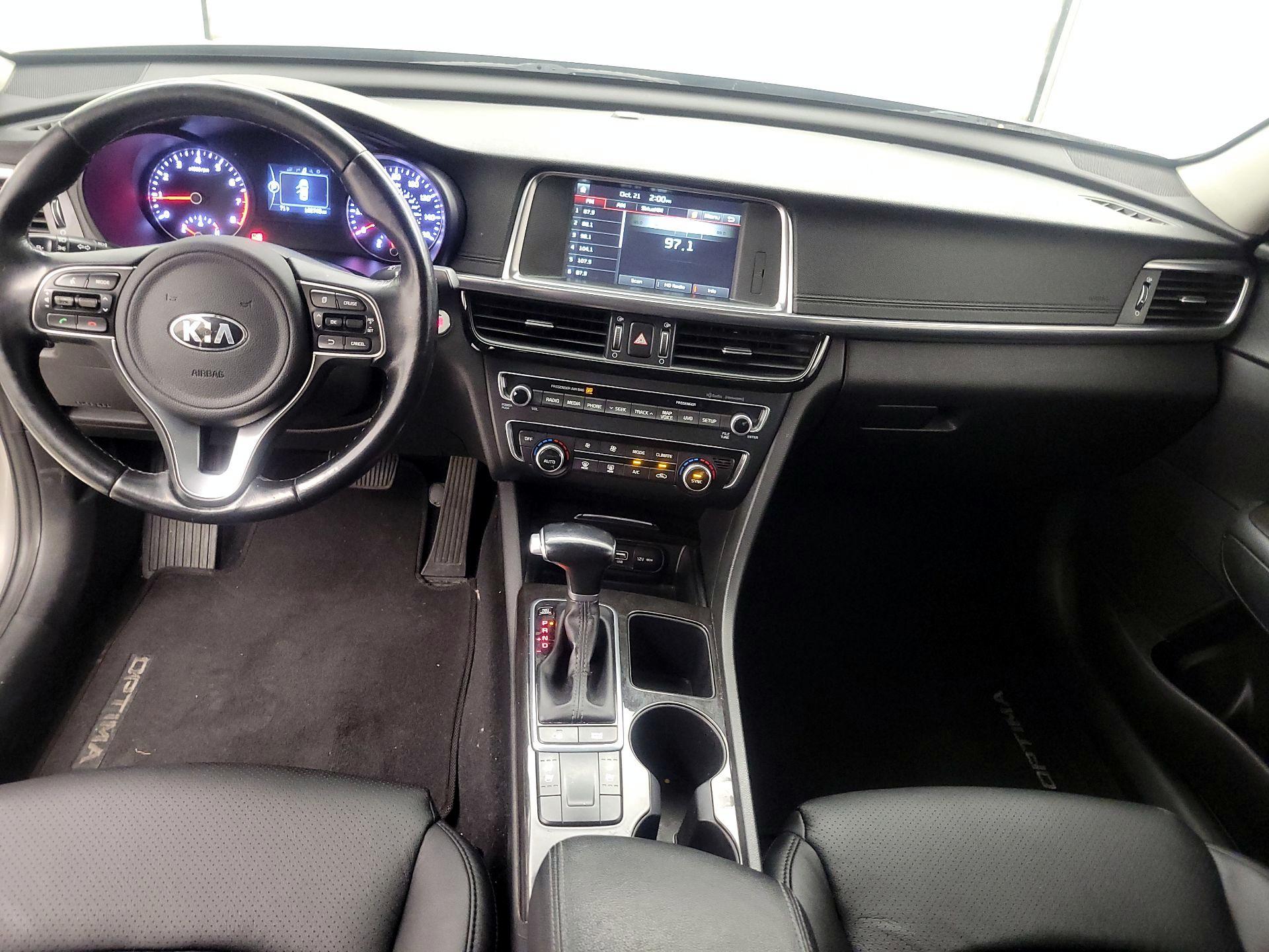 Thumbnail: 2017 Kia Optima - 9