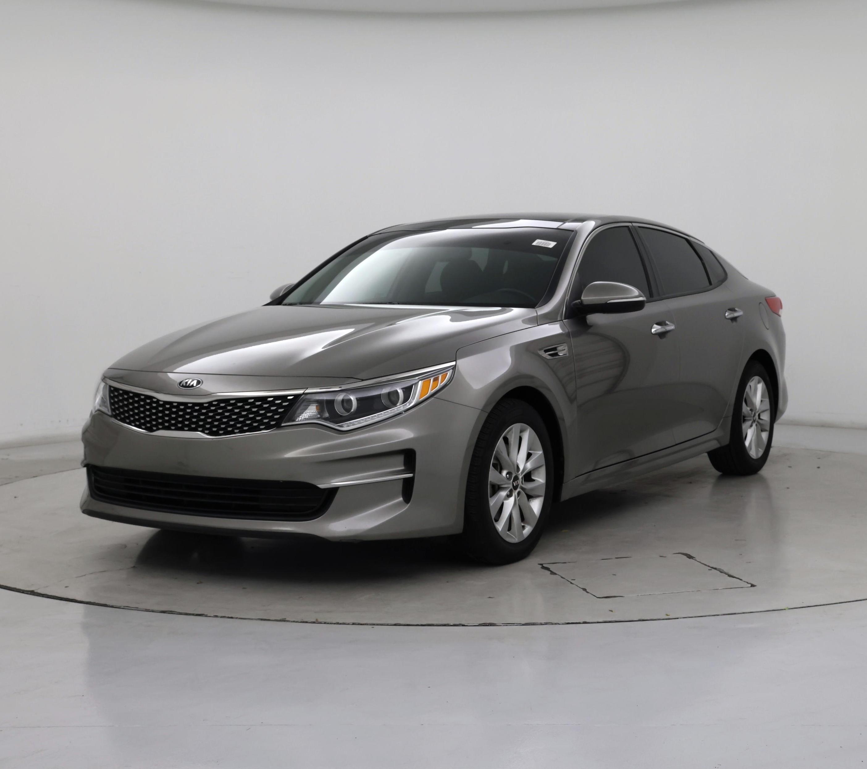 Thumbnail: 2017 Kia Optima - 4