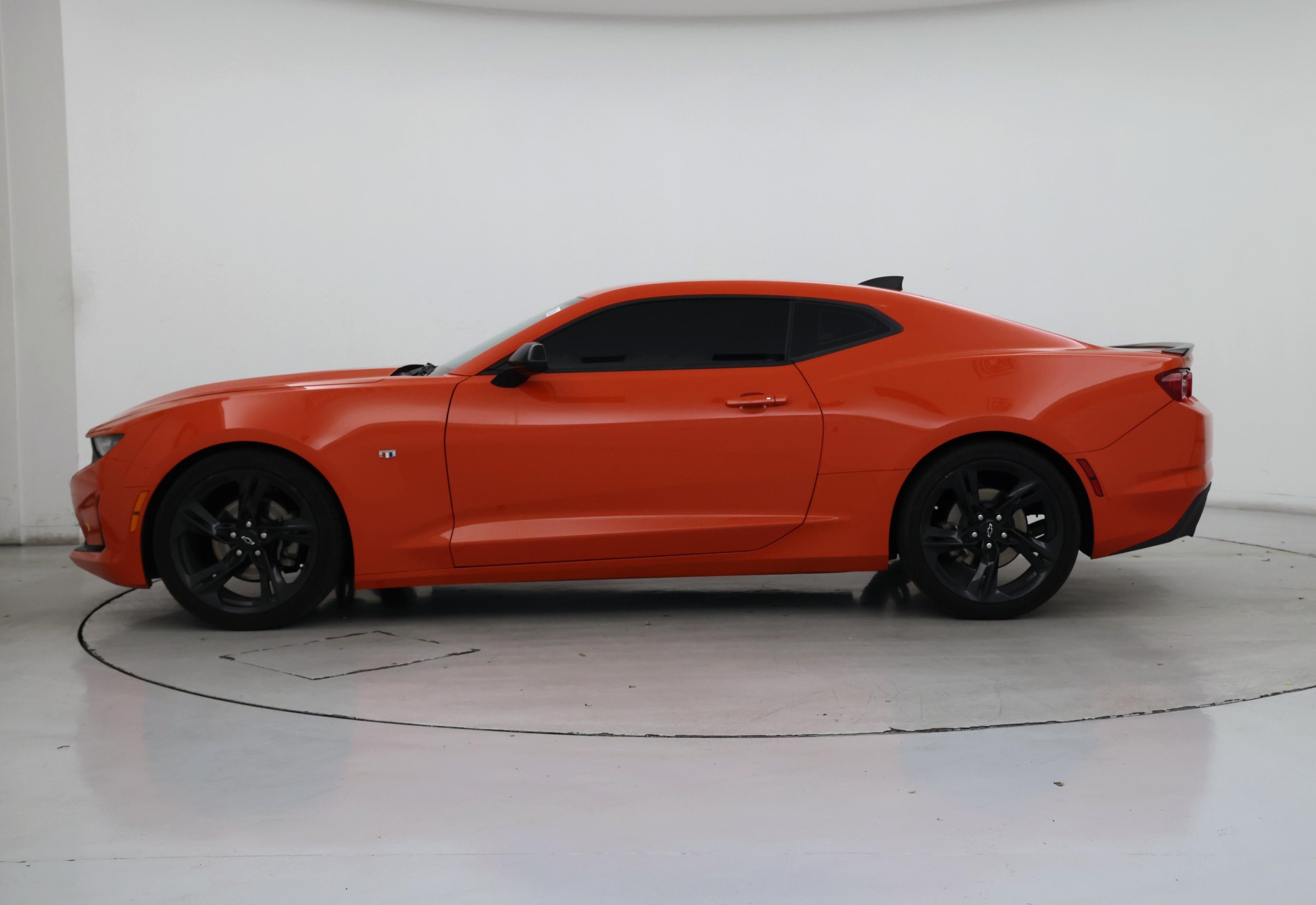 Thumbnail: 2020 Chevrolet Camaro - 3