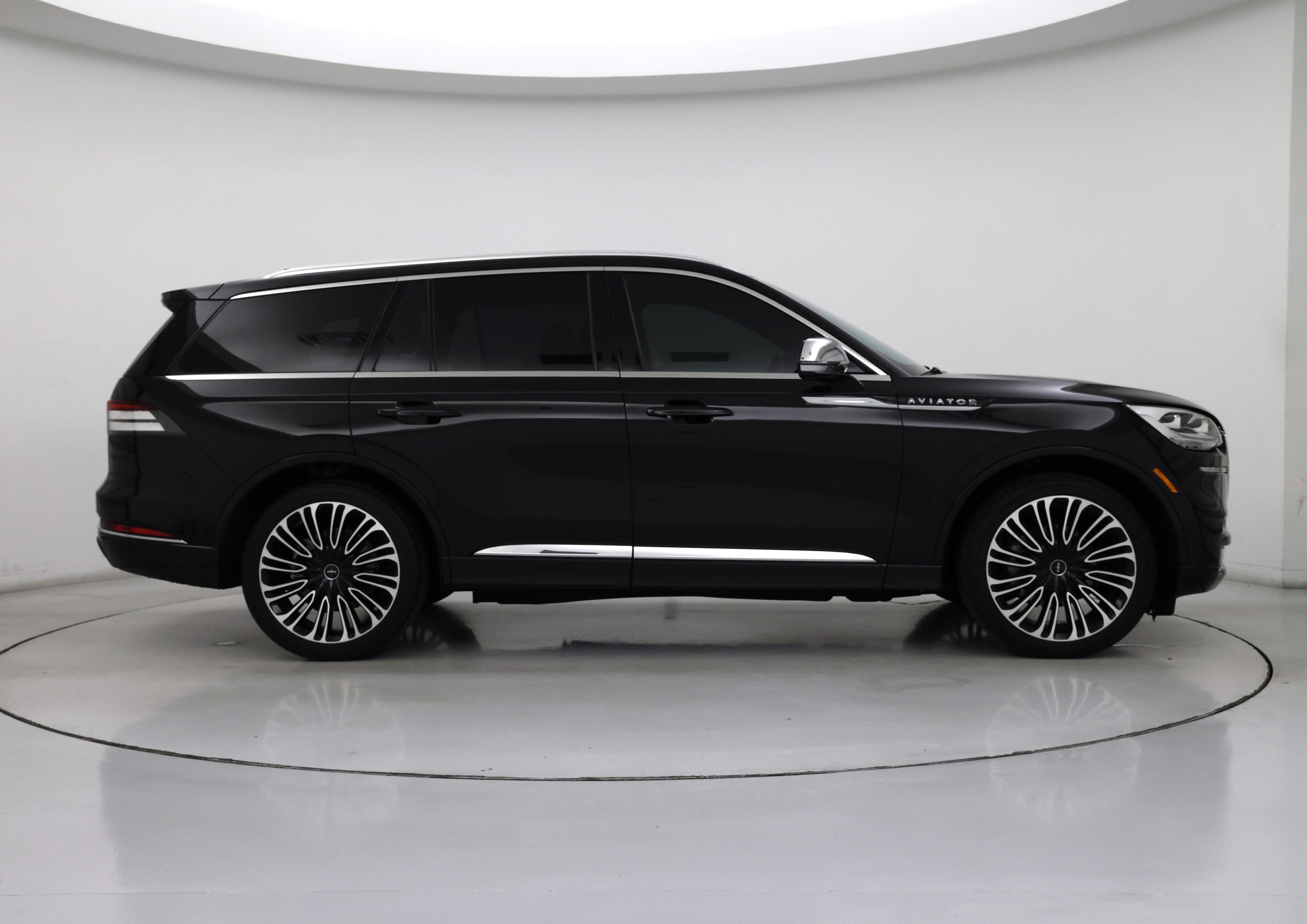 Thumbnail: 2021 Lincoln Aviator - 7