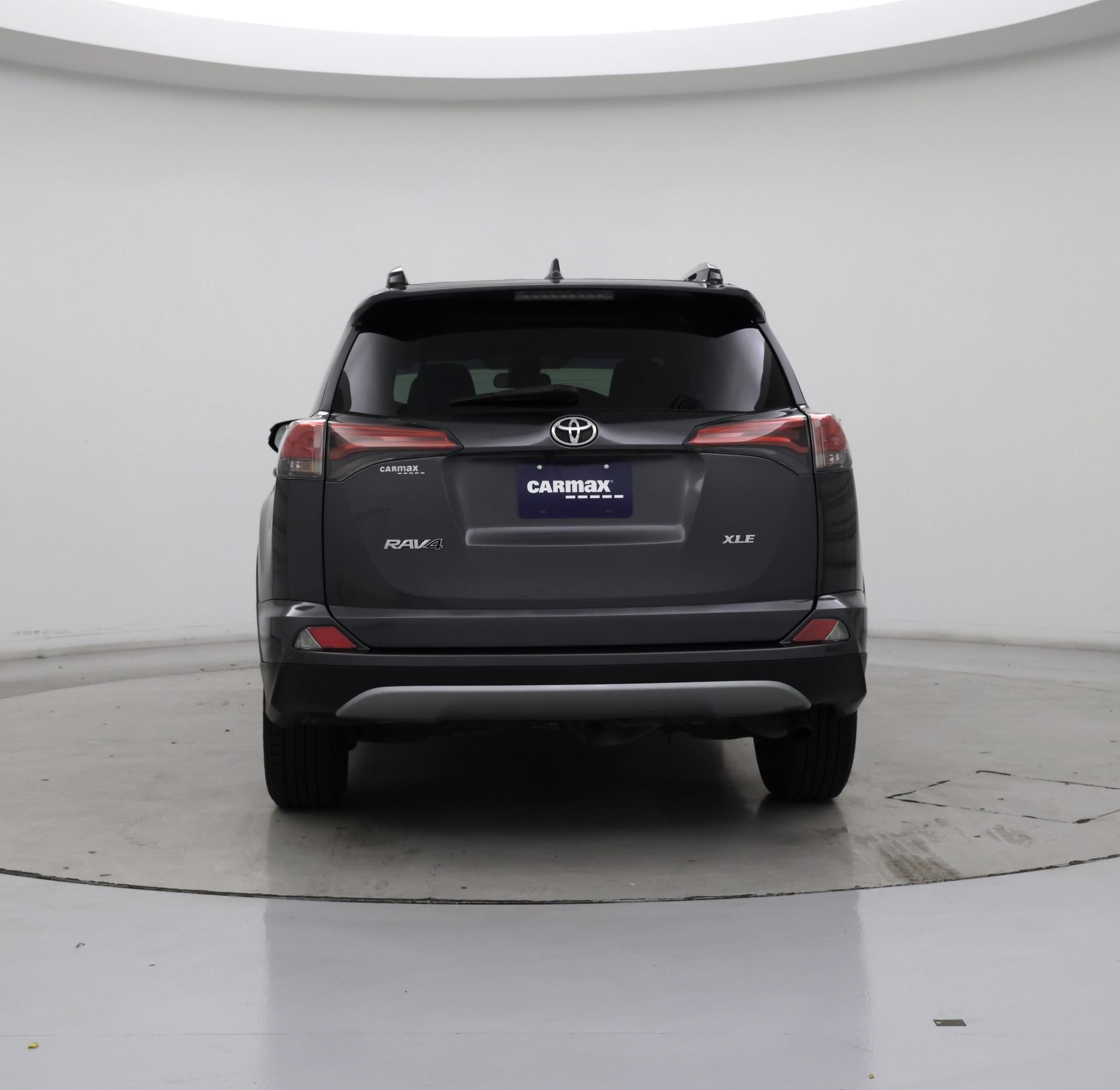 Thumbnail: 2018 Toyota RAV4 - 6