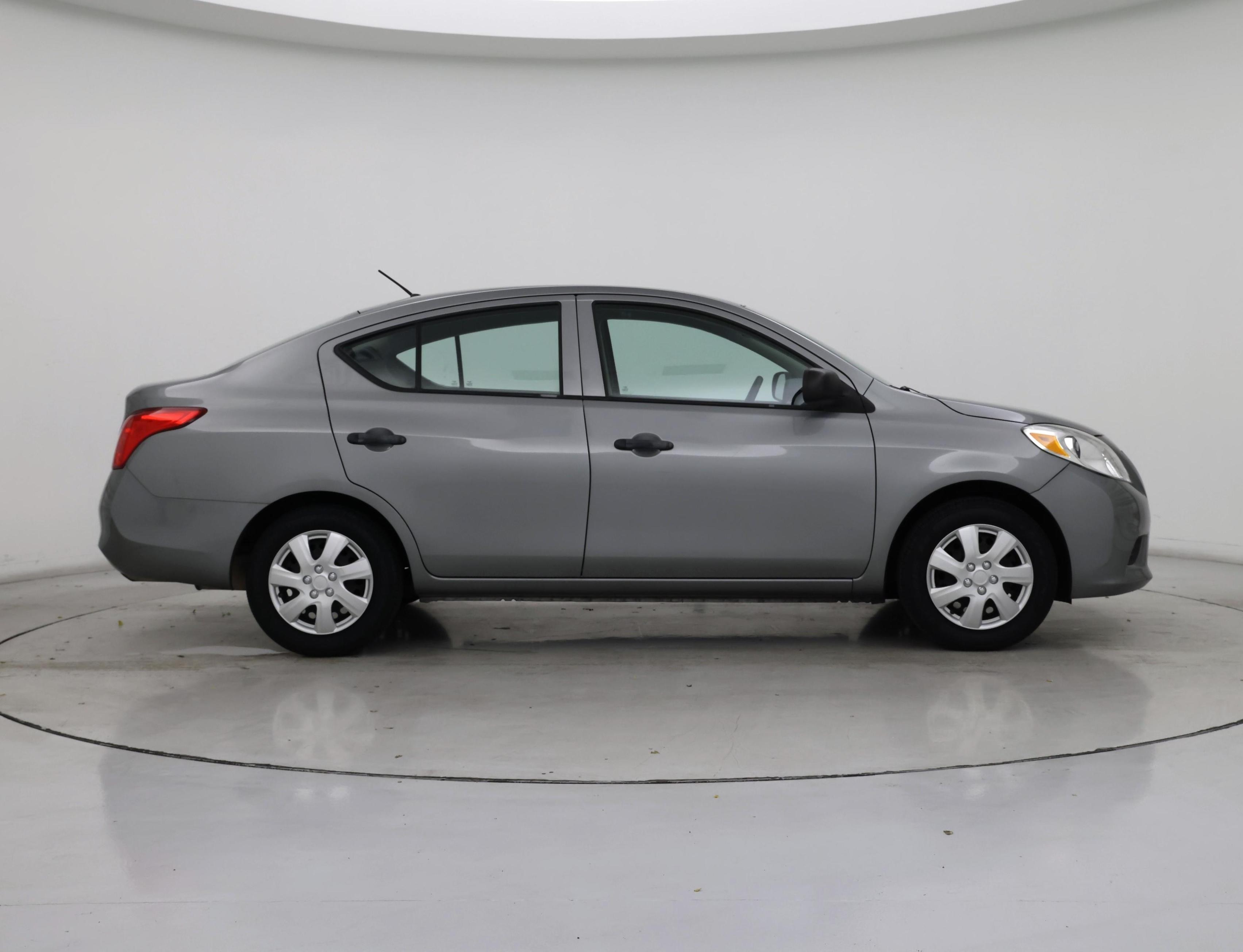 Thumbnail: 2014 Nissan Versa - 7