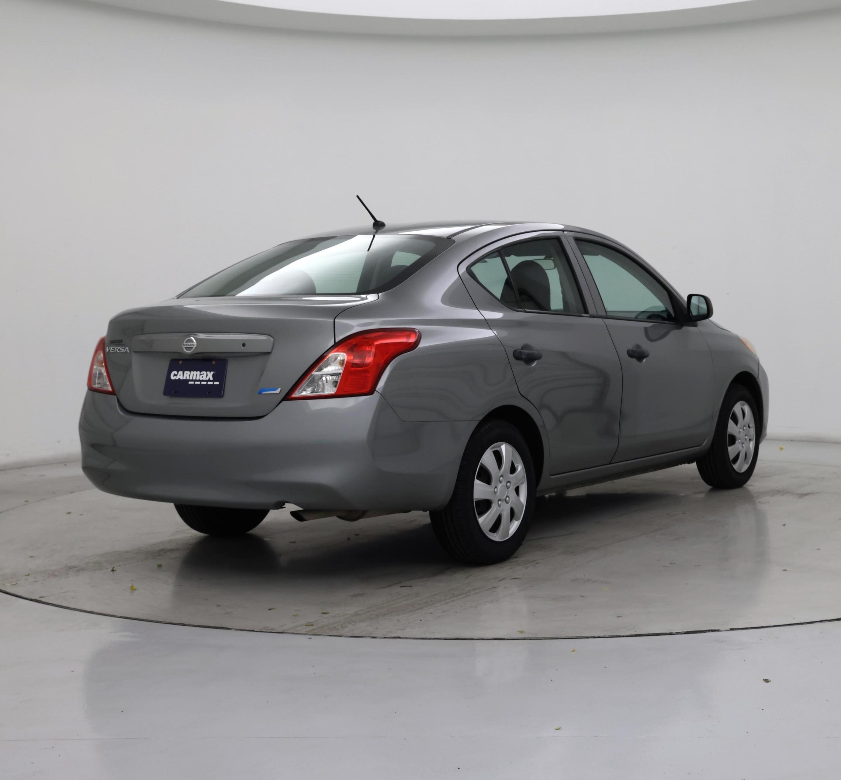 Thumbnail: 2014 Nissan Versa - 8