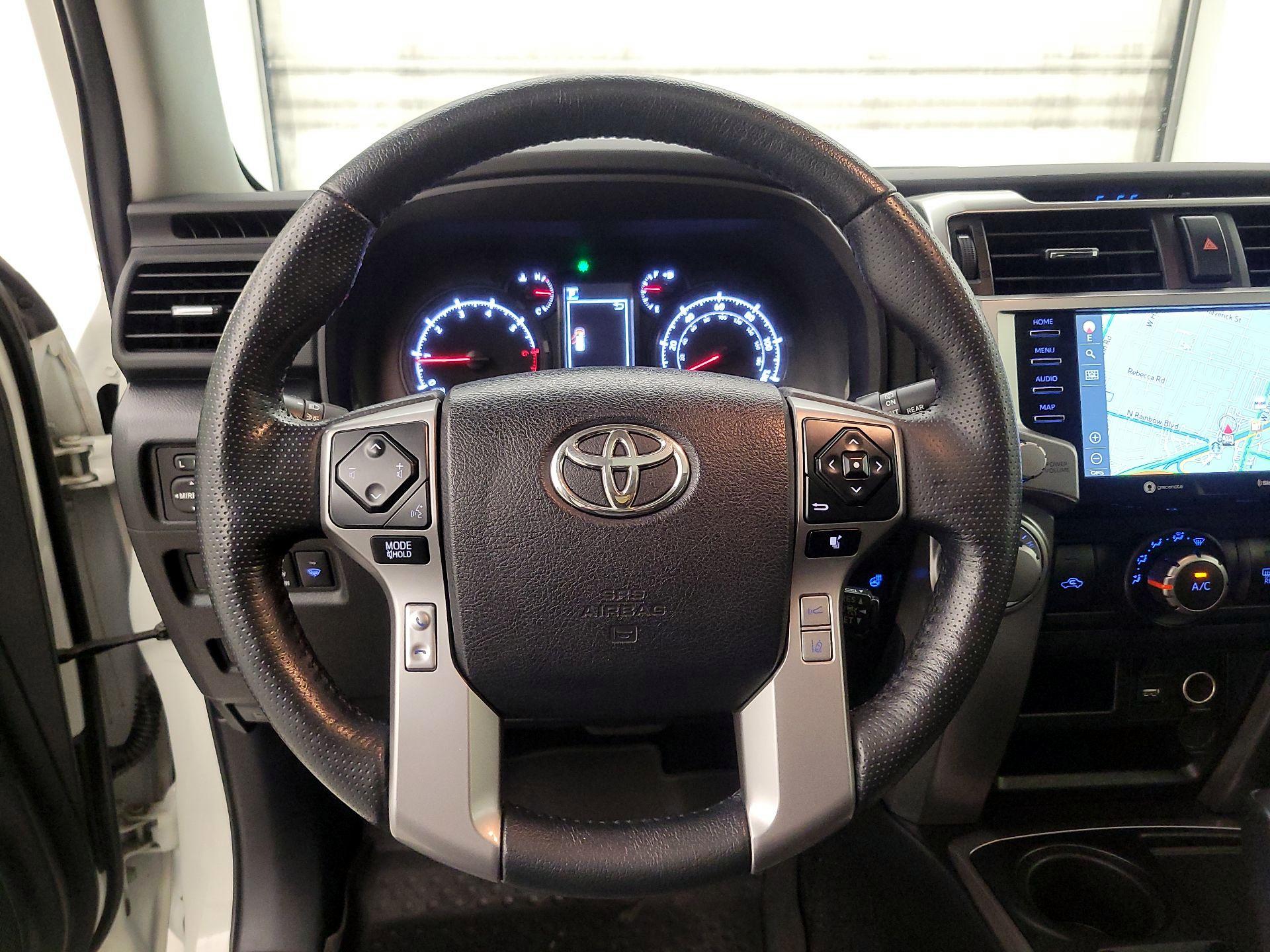 Thumbnail: 2023 Toyota 4Runner - 10