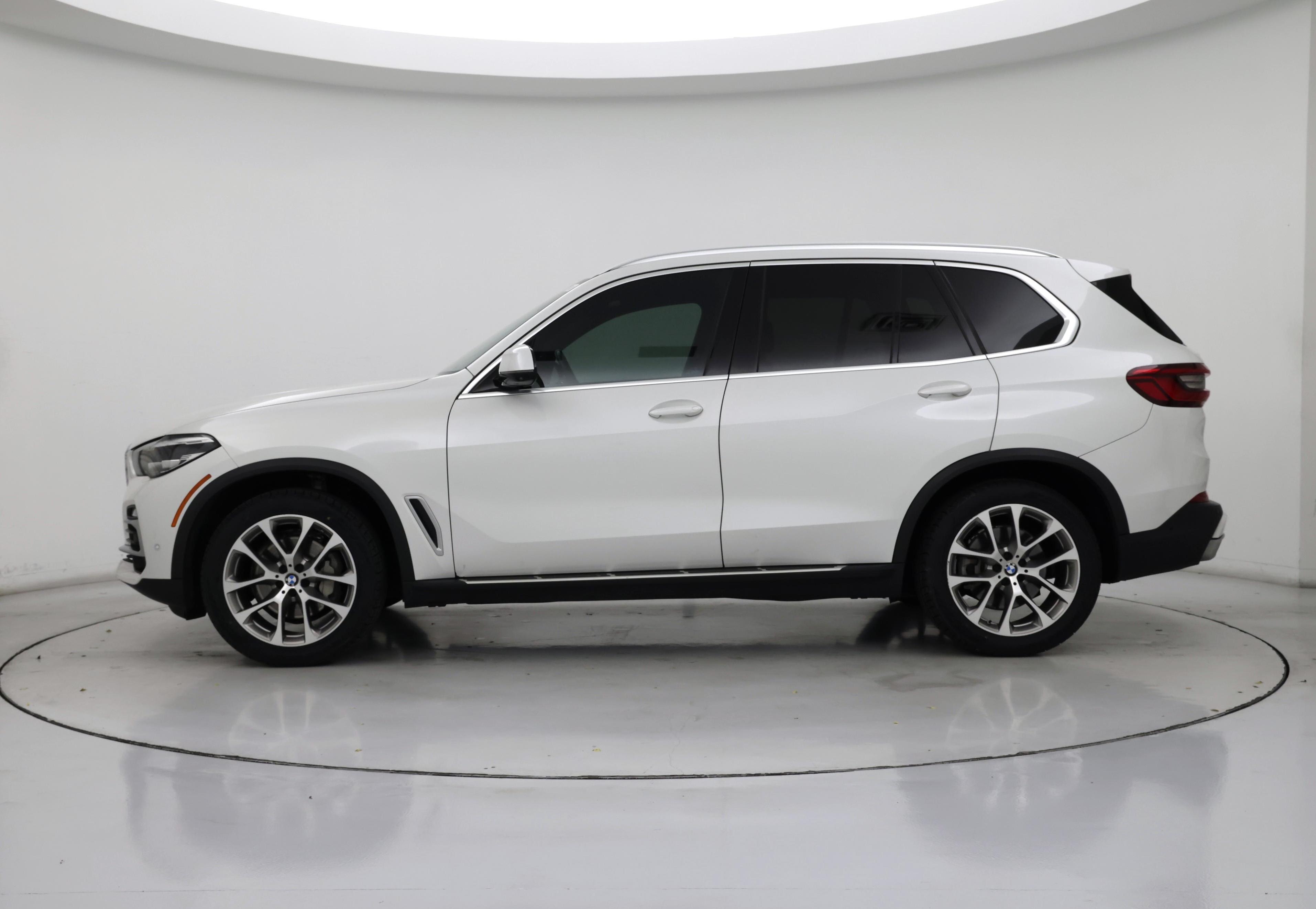 Thumbnail: 2020 BMW X5 - 3