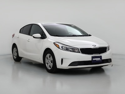White 2018 Kia Forte LX