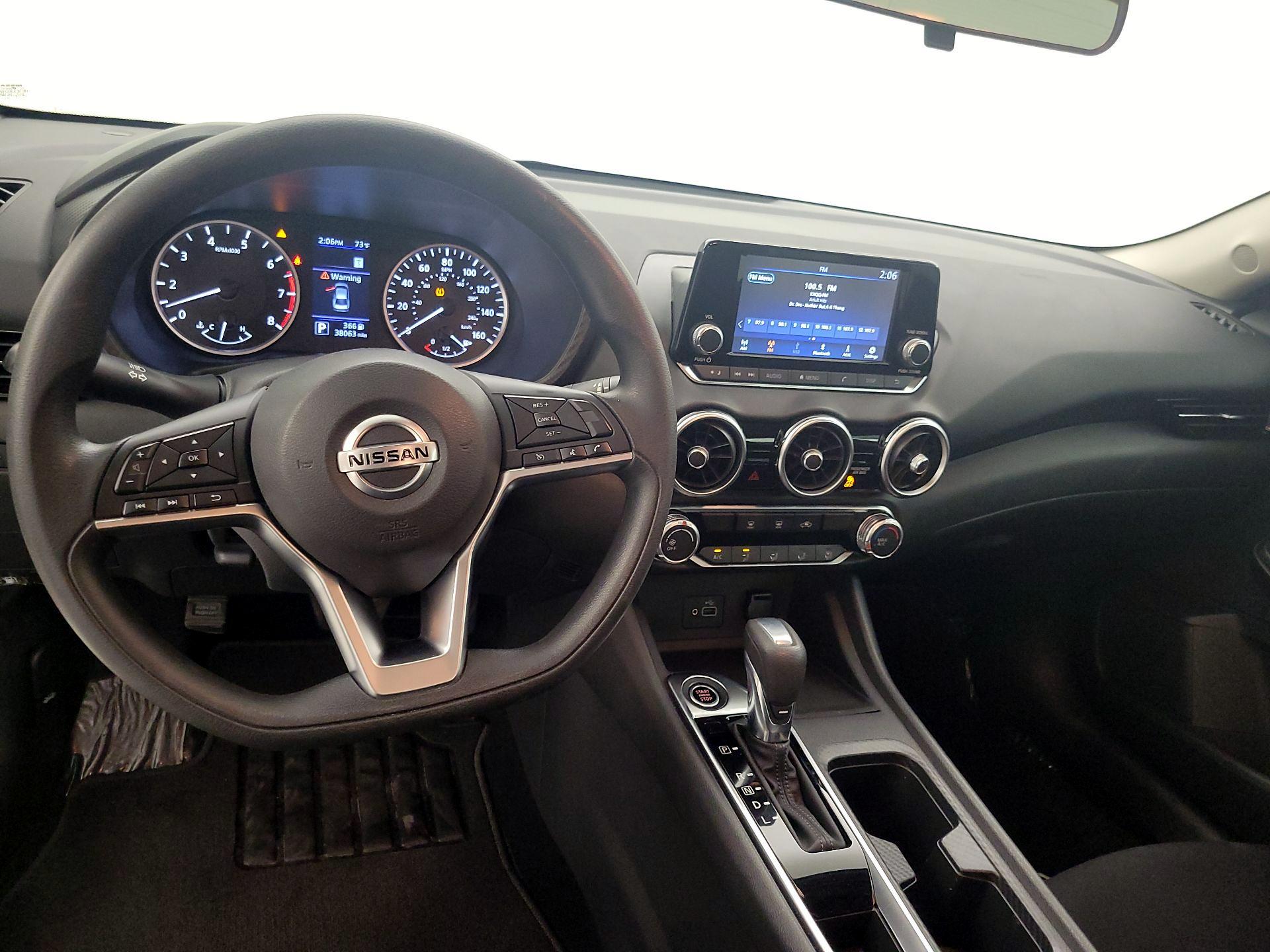 Thumbnail: 2020 Nissan Sentra - 9