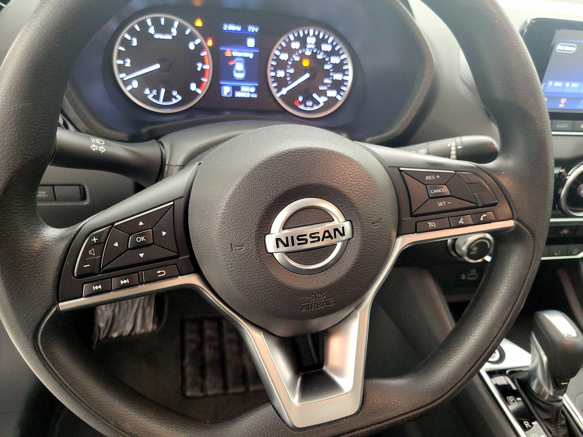 Thumbnail: 2020 Nissan Sentra - 10