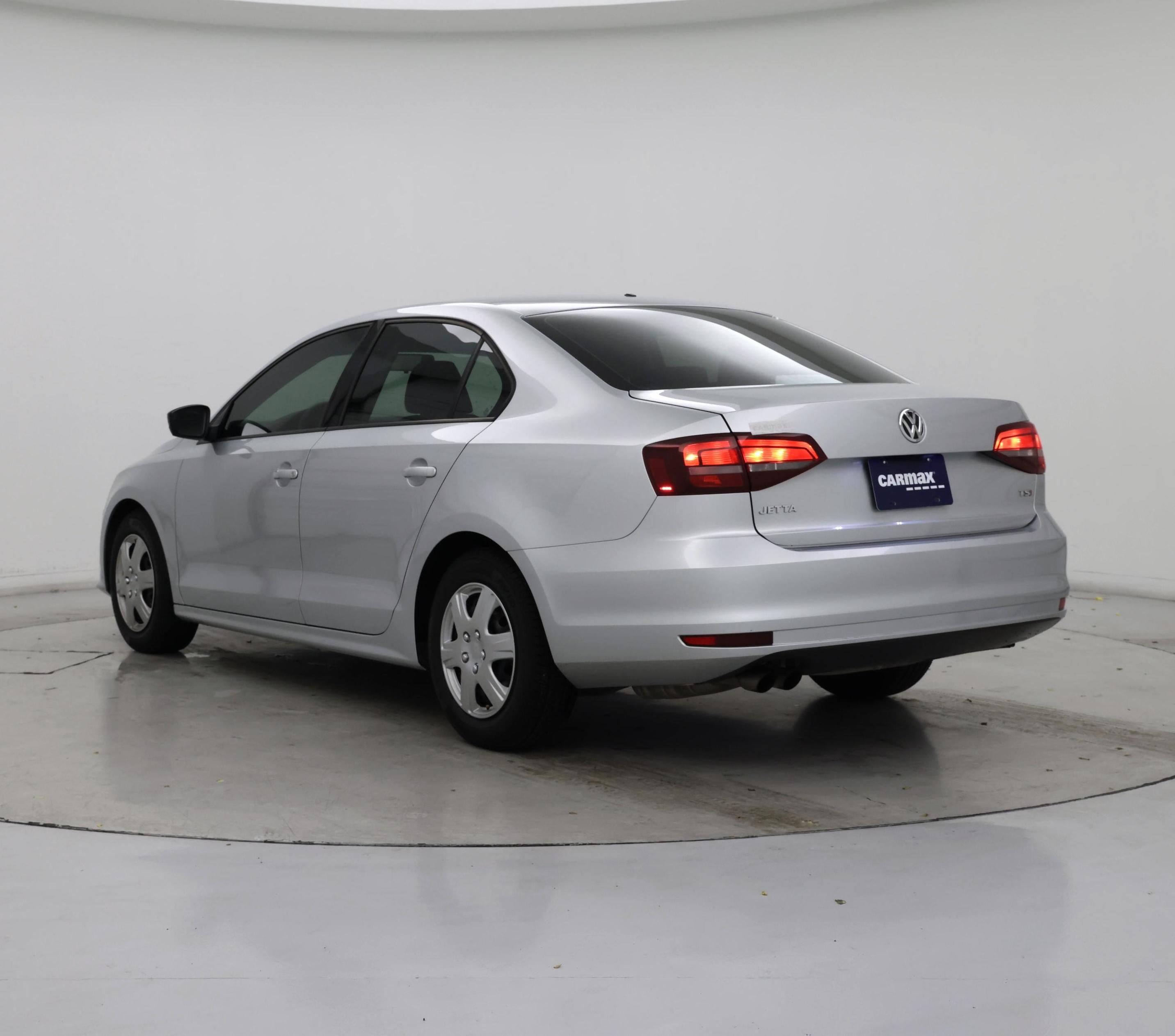 Thumbnail: 2016 Volkswagen Jetta - 2