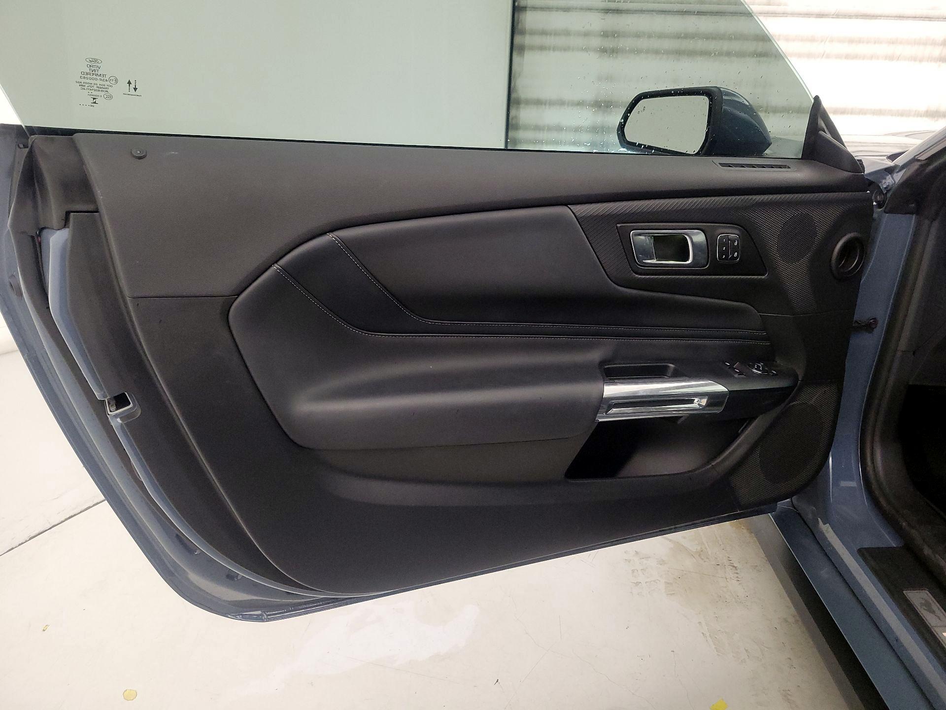 Thumbnail: 2025 Ford Mustang - 12