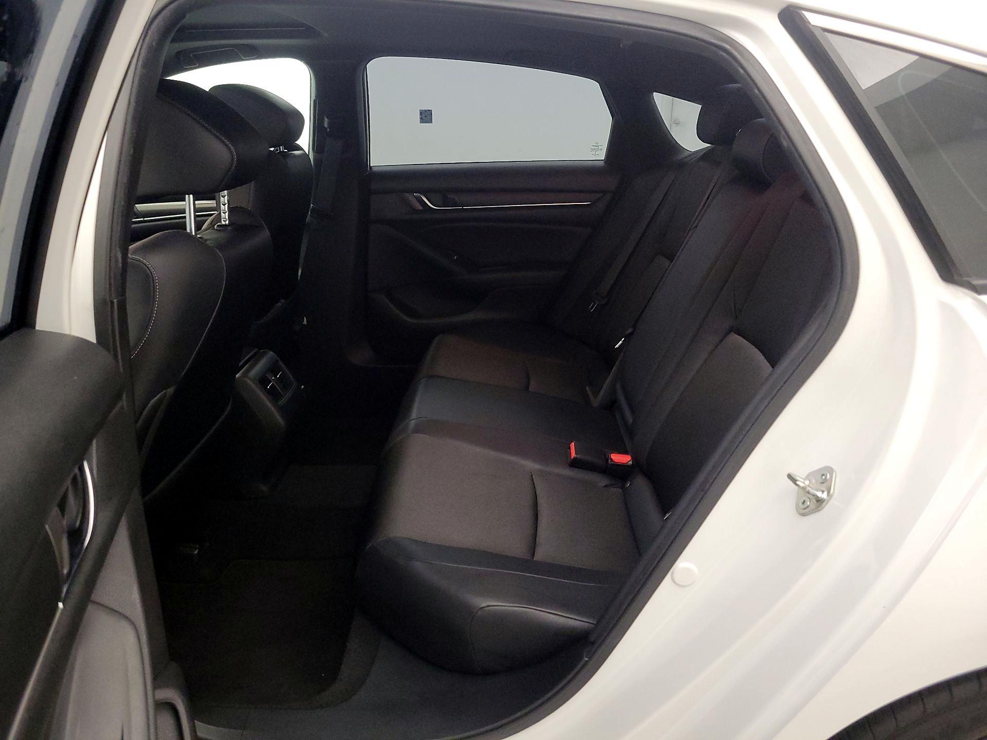 Thumbnail: 2018 Honda Accord - 20