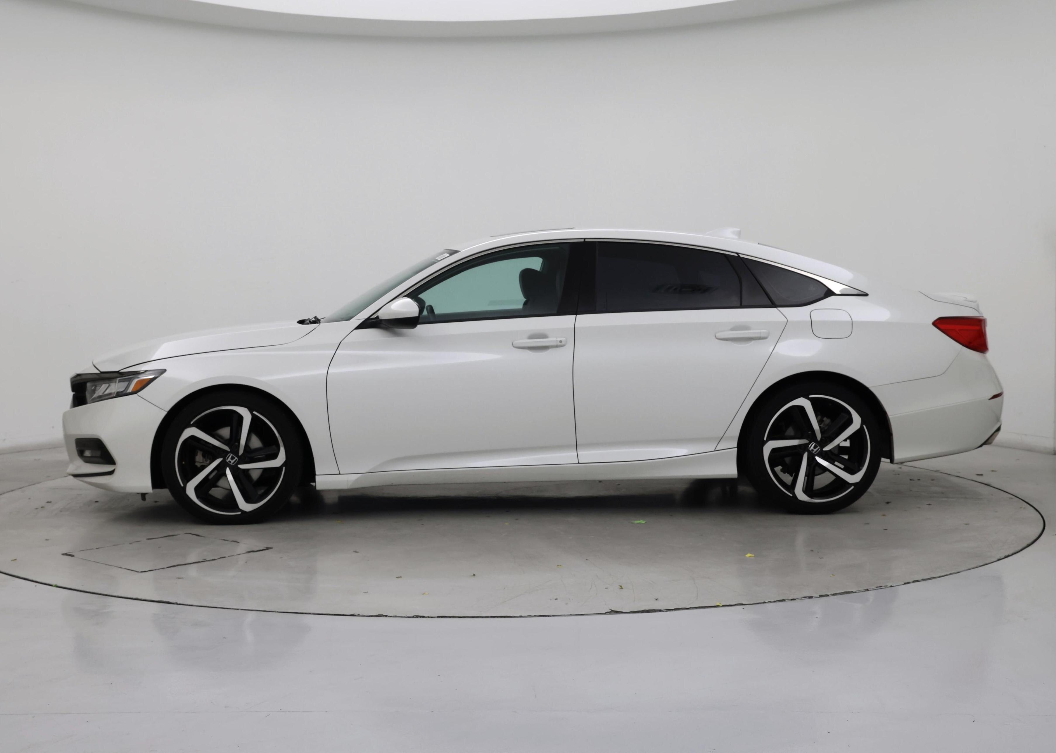 Thumbnail: 2018 Honda Accord - 3