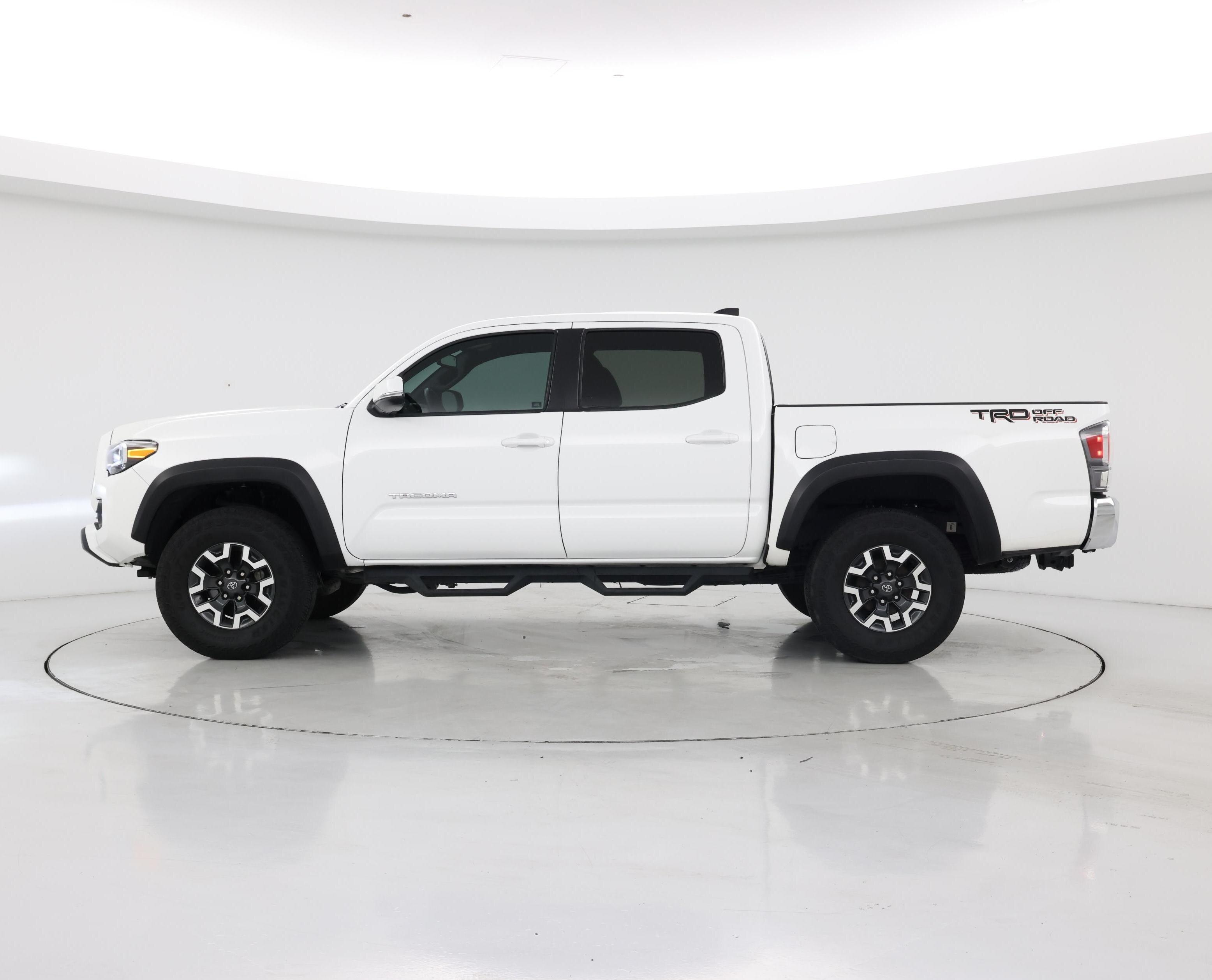 Thumbnail: 2023 Toyota Tacoma - 3