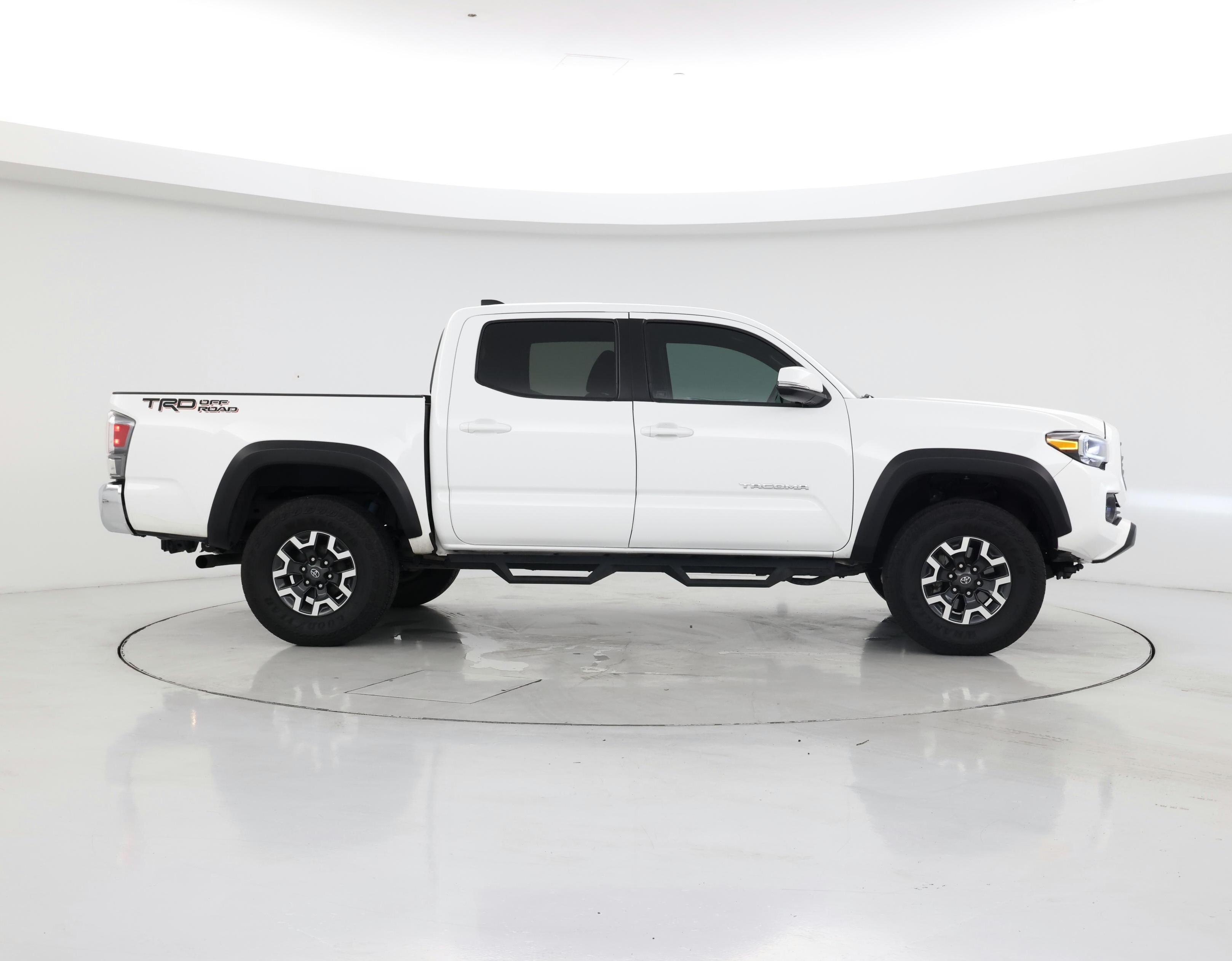 Thumbnail: 2023 Toyota Tacoma - 7