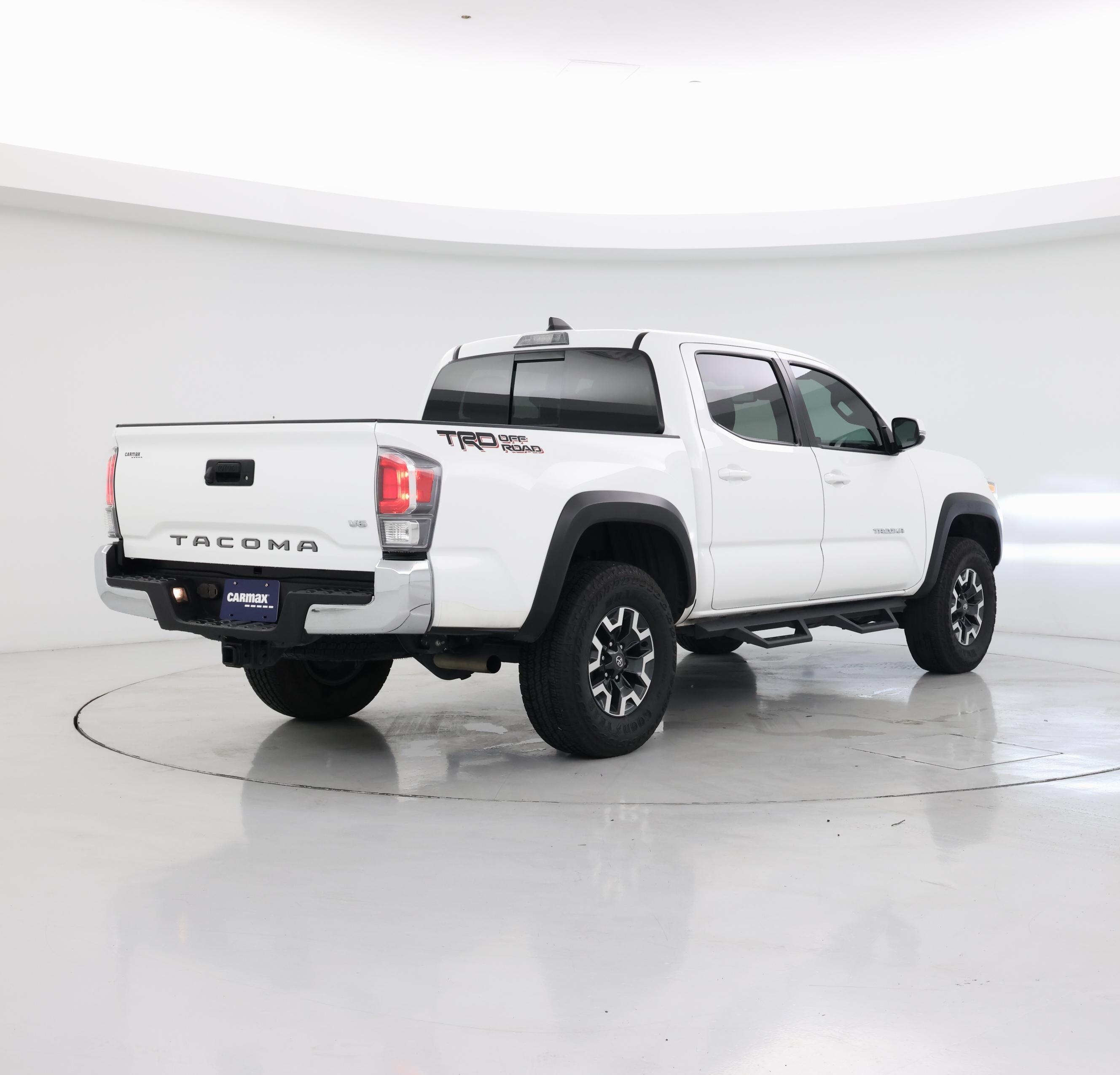 Thumbnail: 2023 Toyota Tacoma - 8