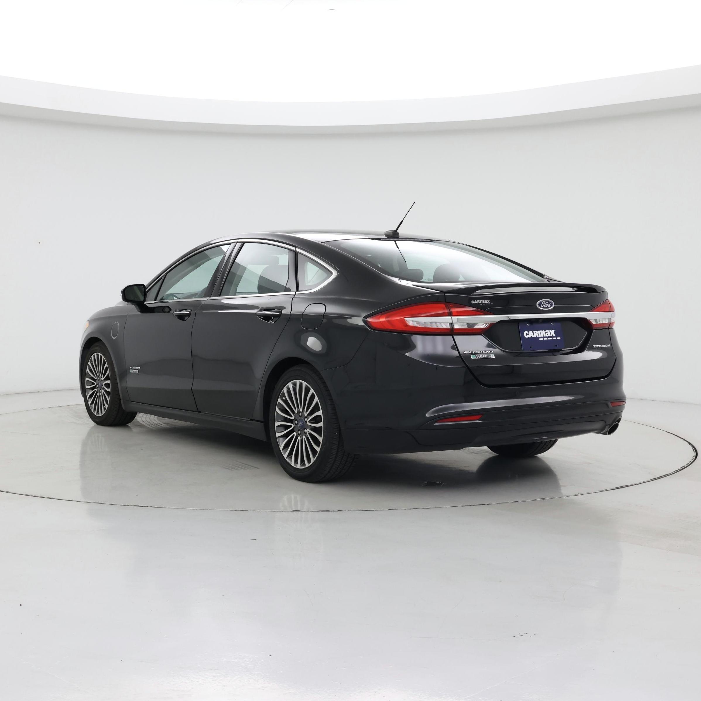 Thumbnail: 2017 Ford Fusion - 2