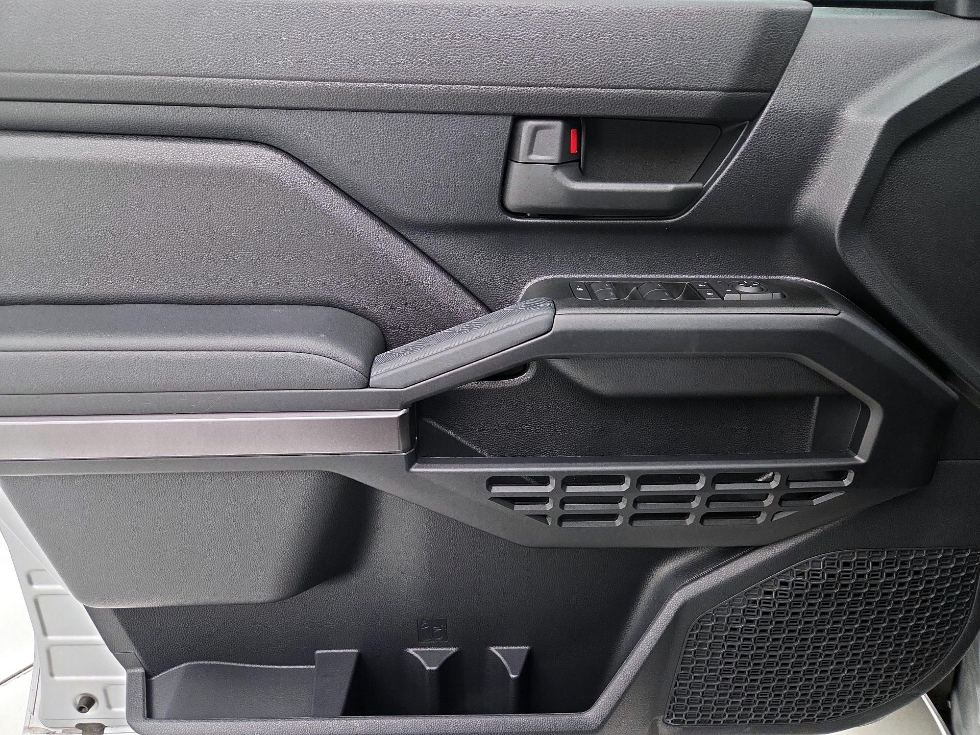 Thumbnail: 2025 Toyota 4Runner - 12