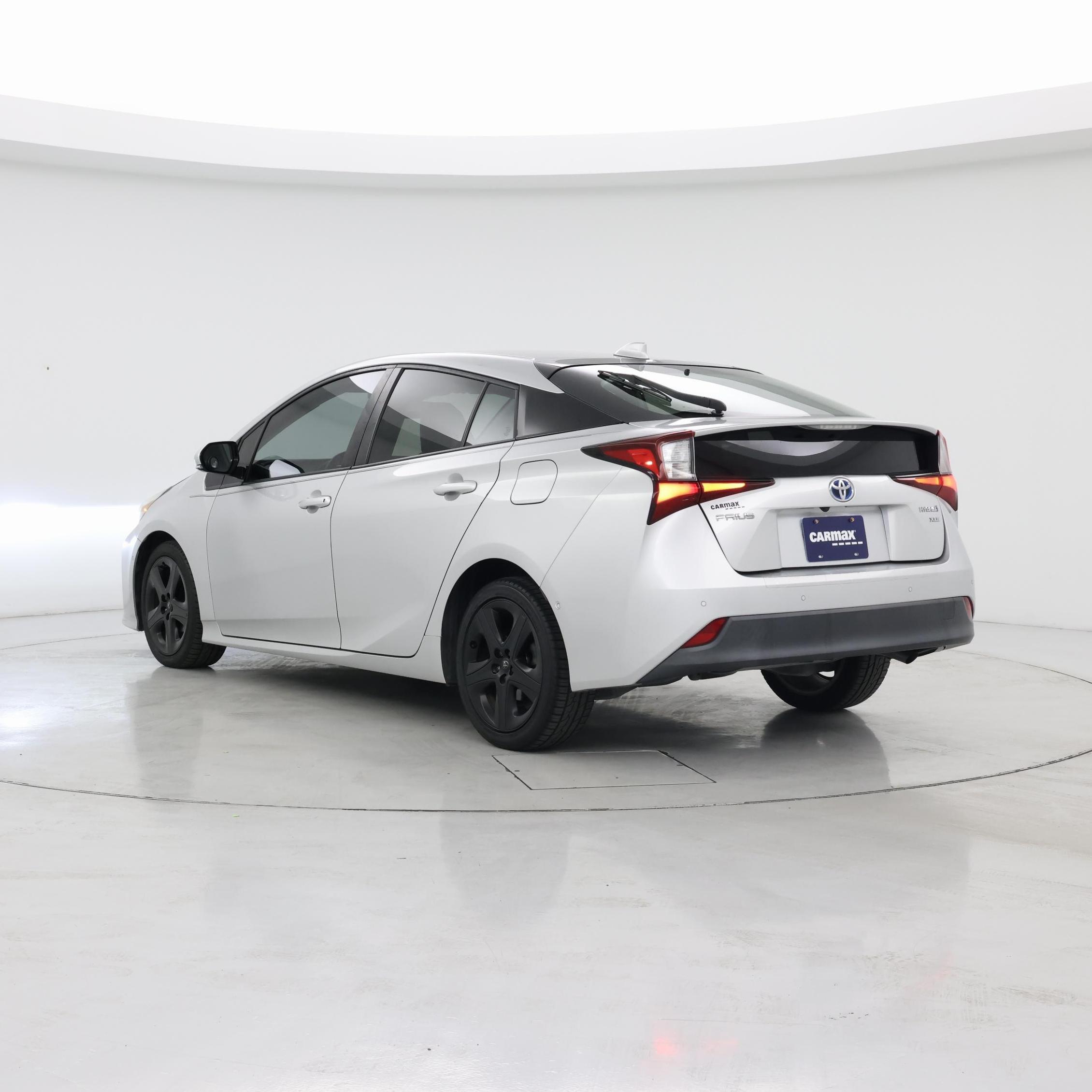 Thumbnail: 2020 Toyota Prius - 2