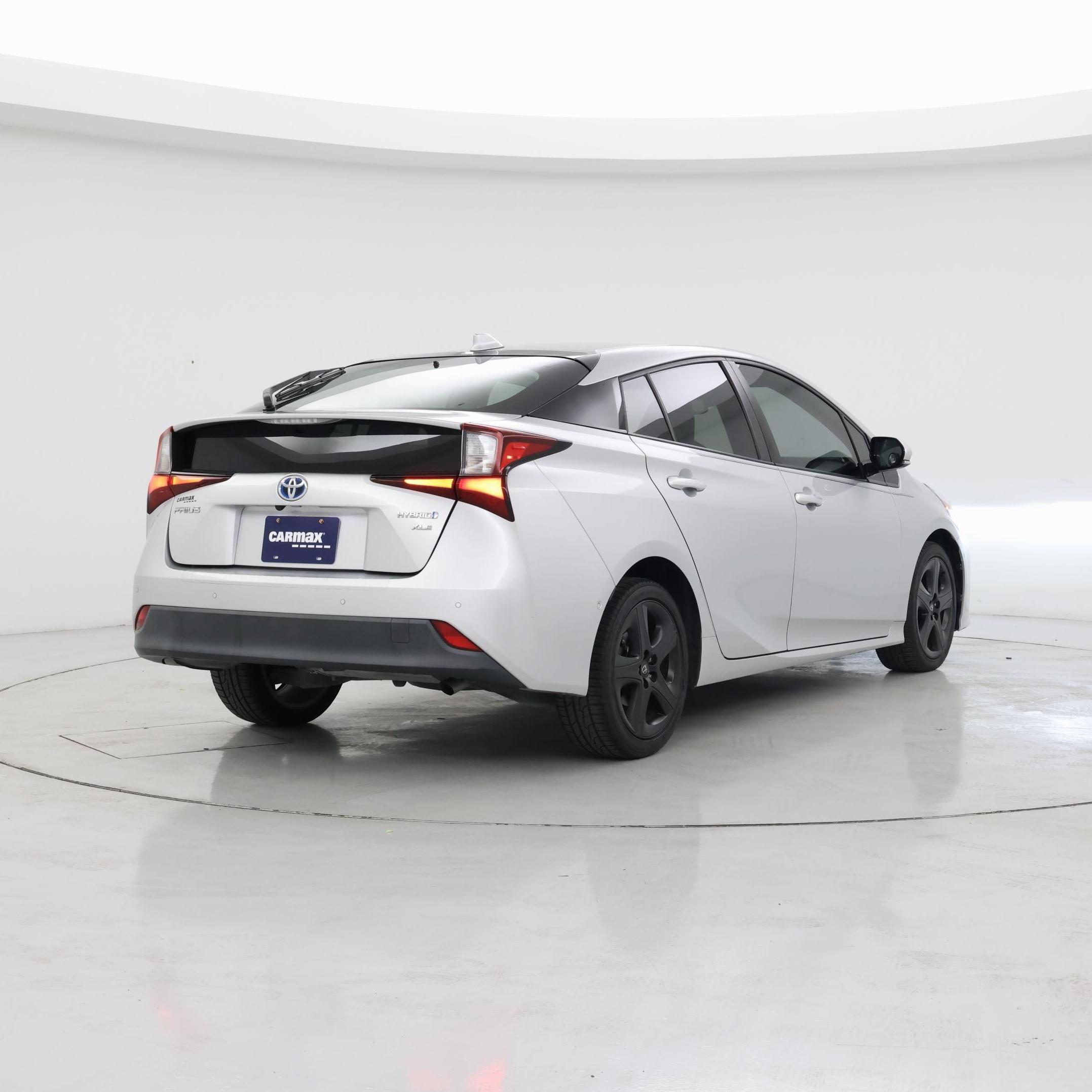 Thumbnail: 2020 Toyota Prius - 8