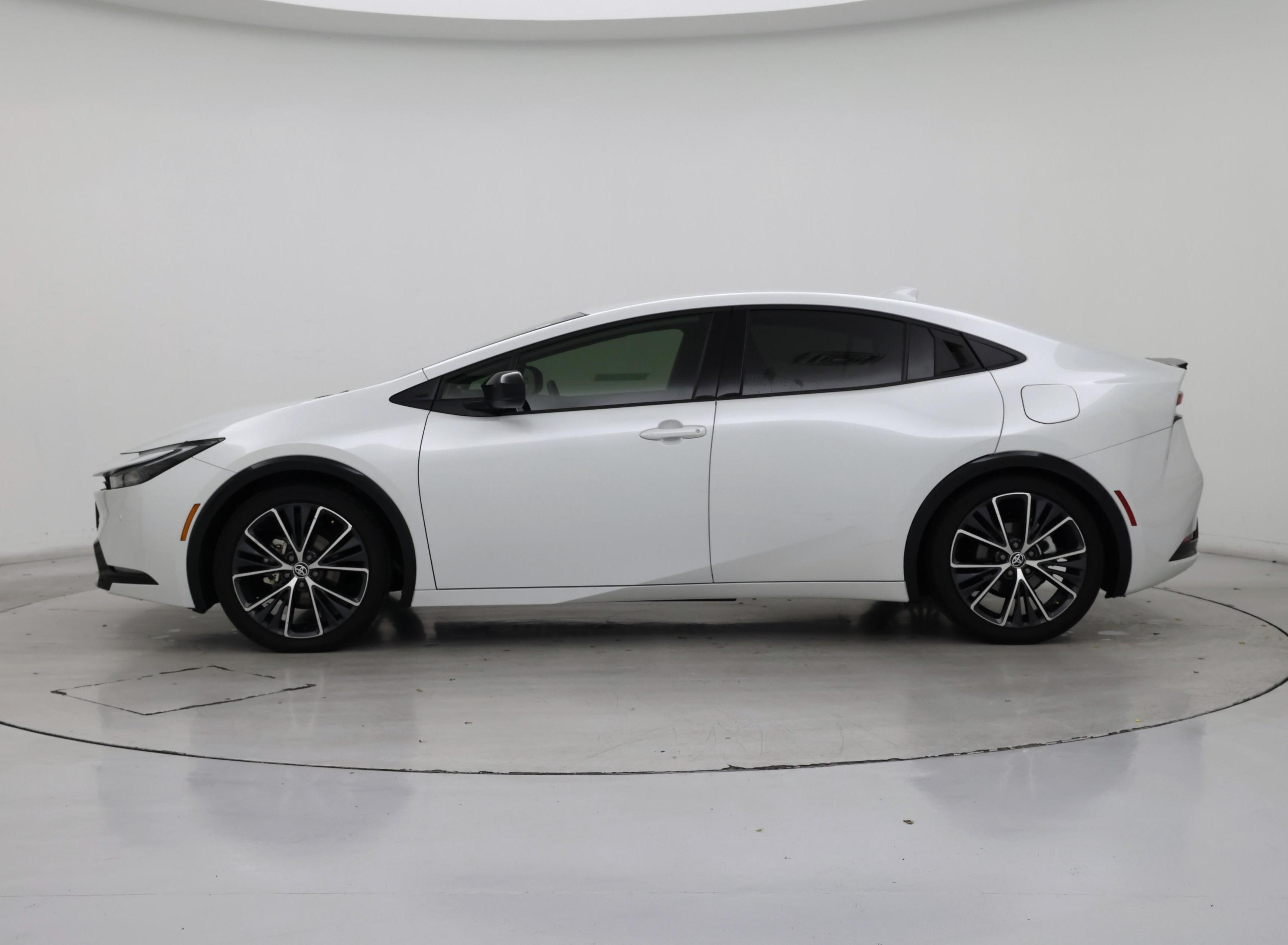 Thumbnail: 2023 Toyota Prius - 3
