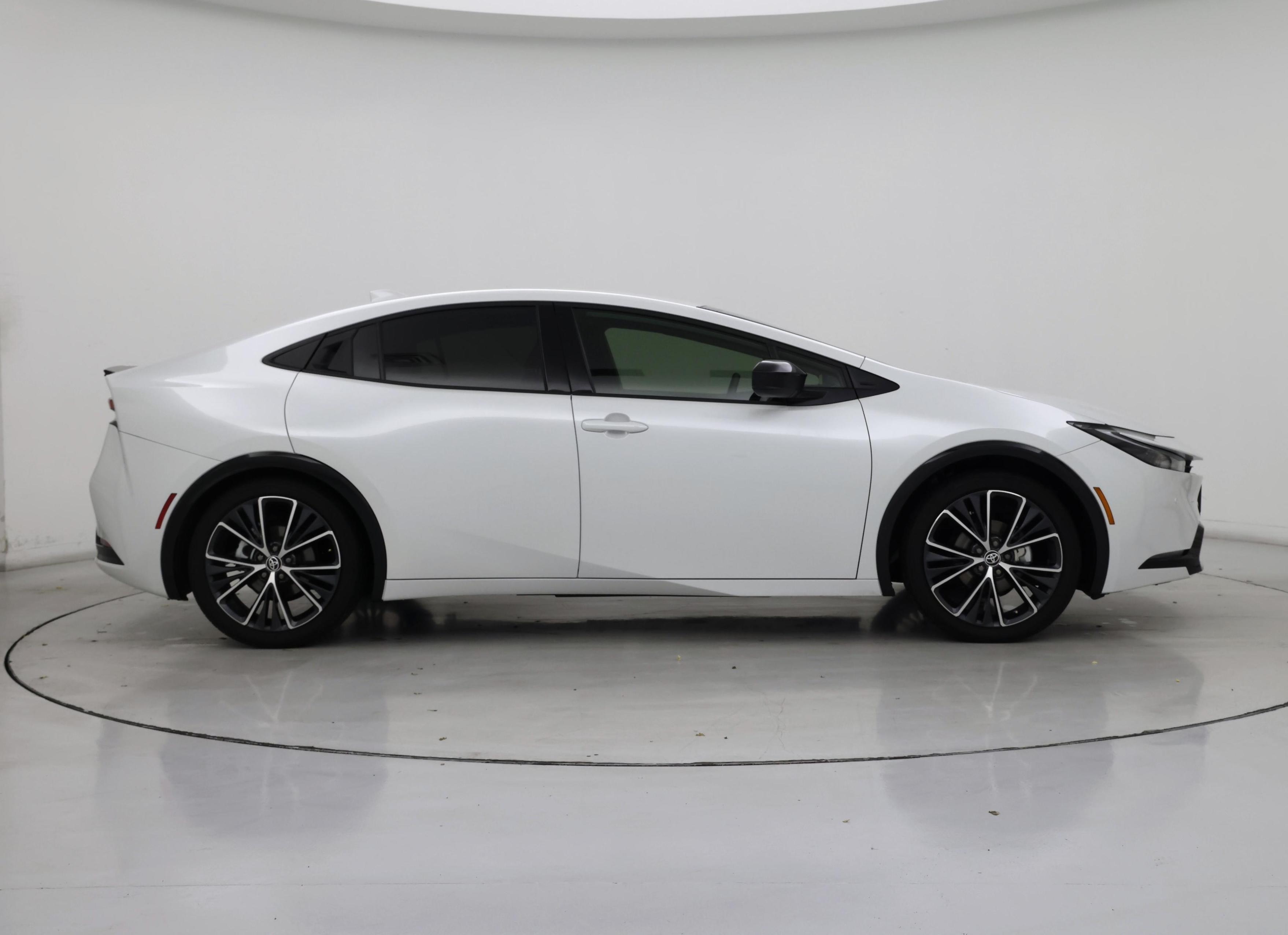 Thumbnail: 2023 Toyota Prius - 7