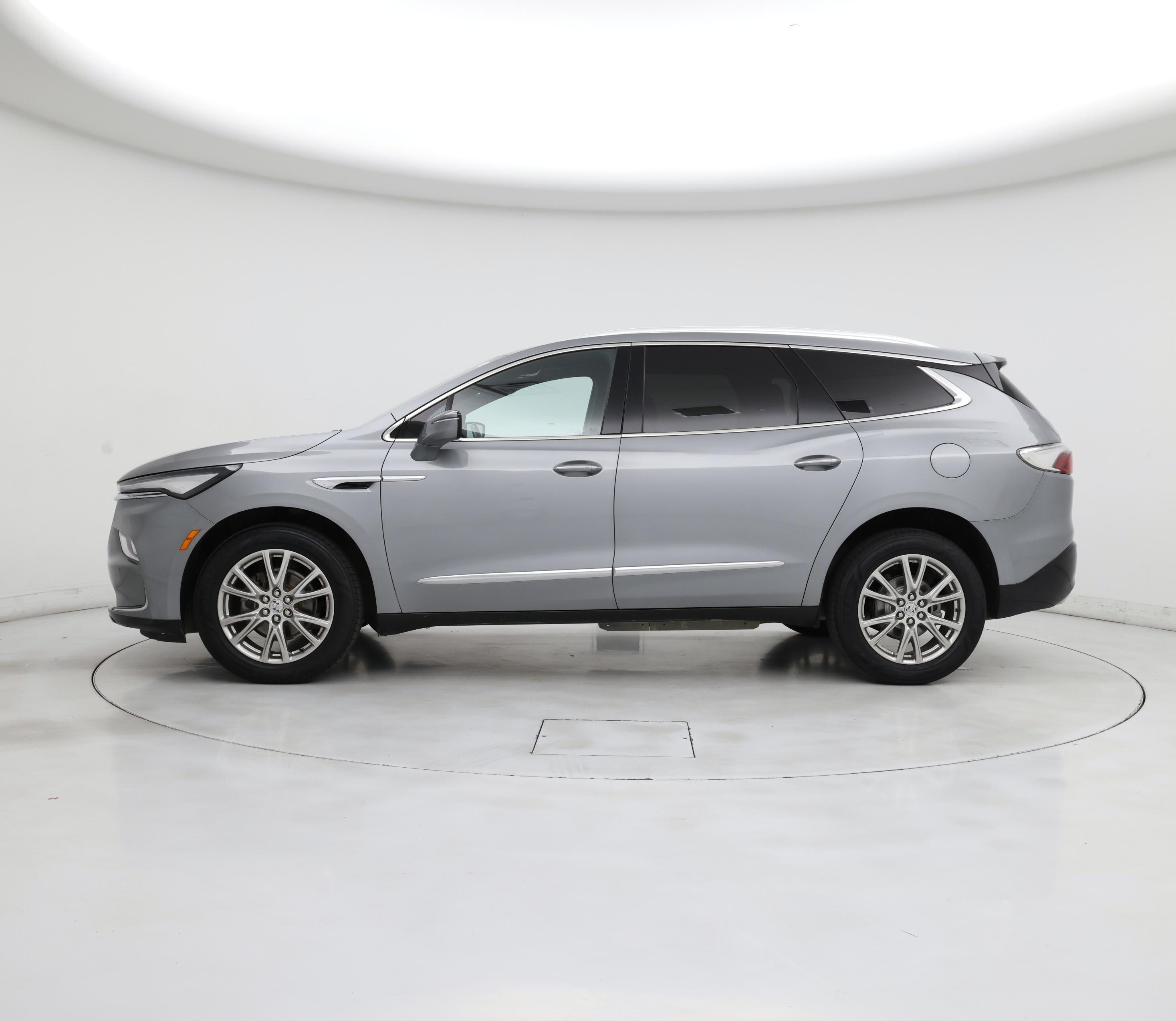 Thumbnail: 2023 Buick Enclave - 3