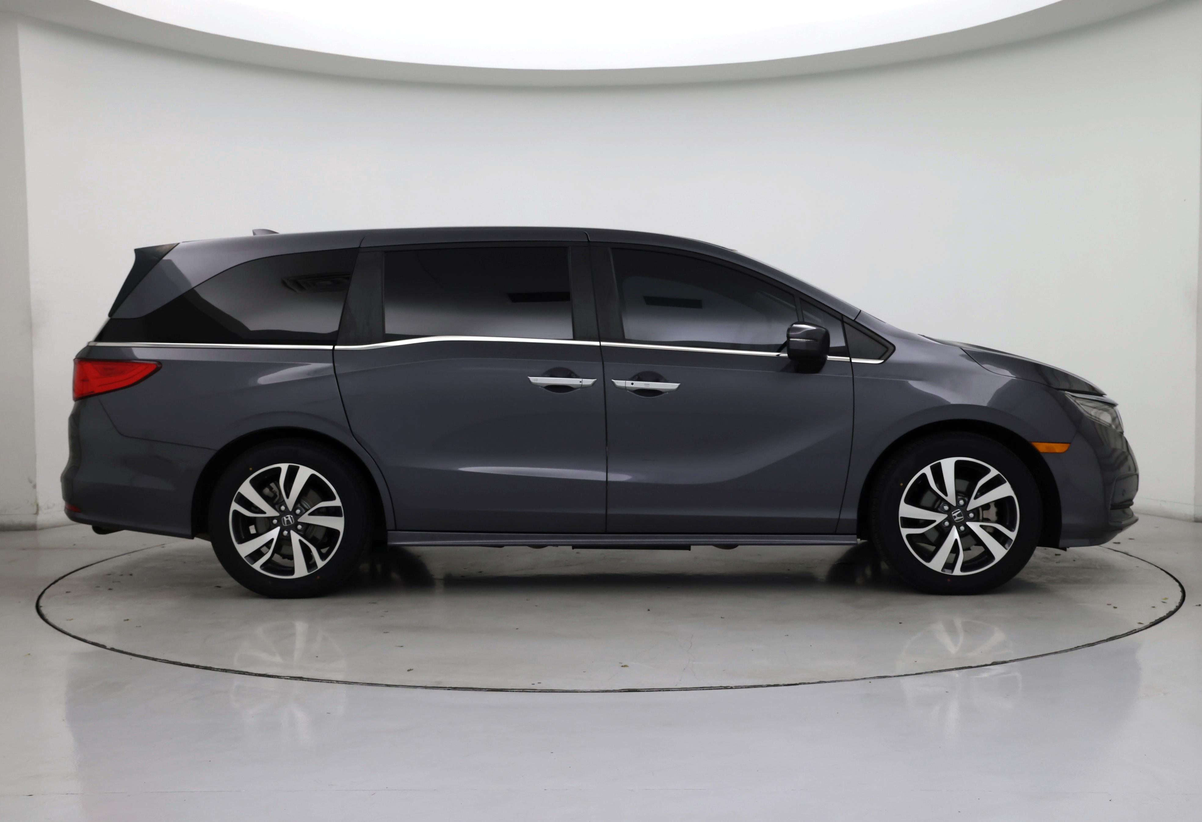 Thumbnail: 2021 Honda Odyssey - 7