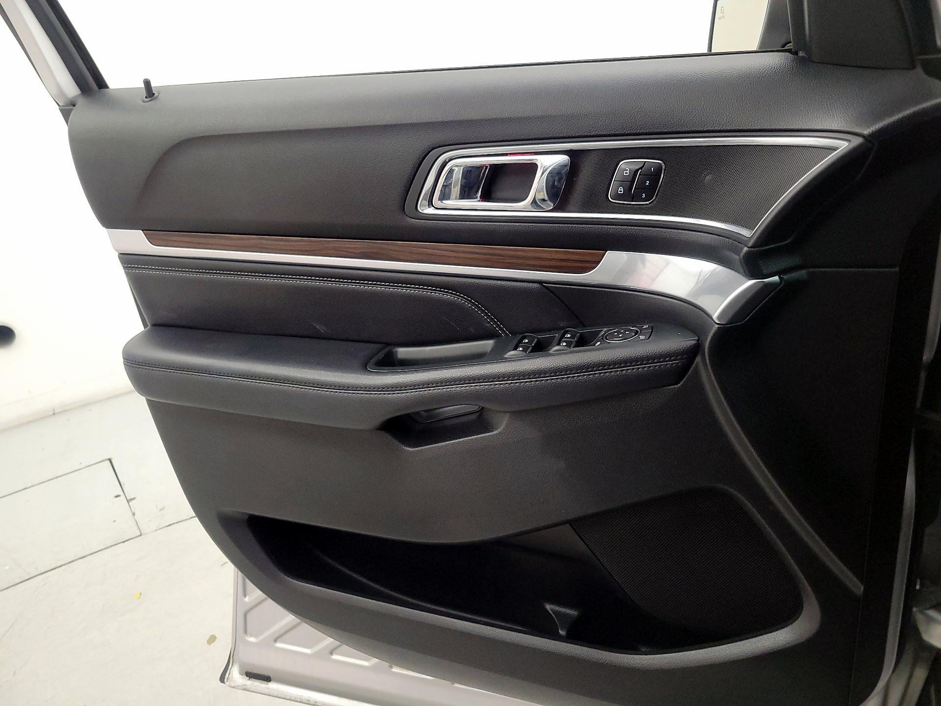 Thumbnail: 2018 Ford Explorer - 12