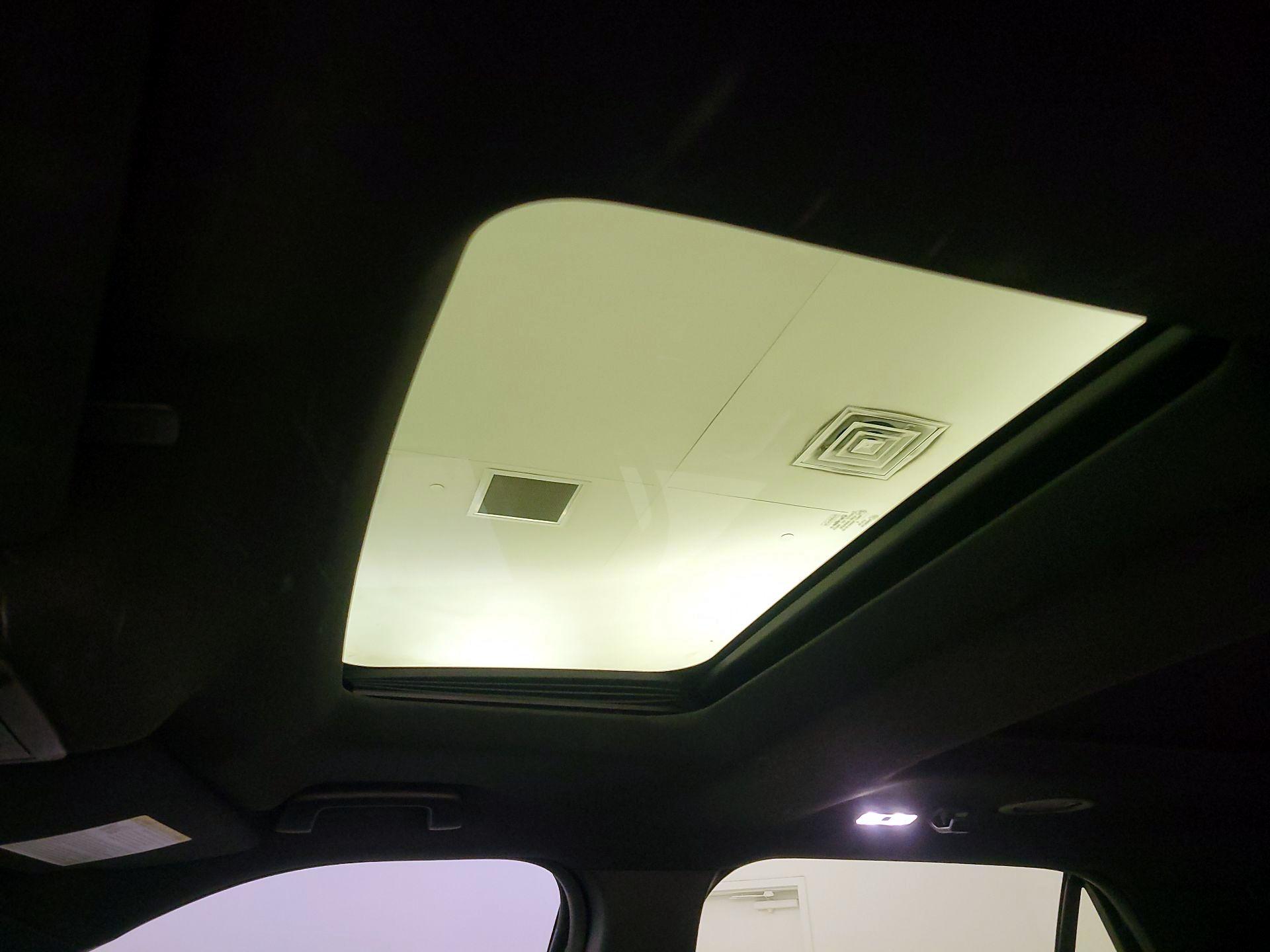 Thumbnail: 2018 Ford Explorer - 19