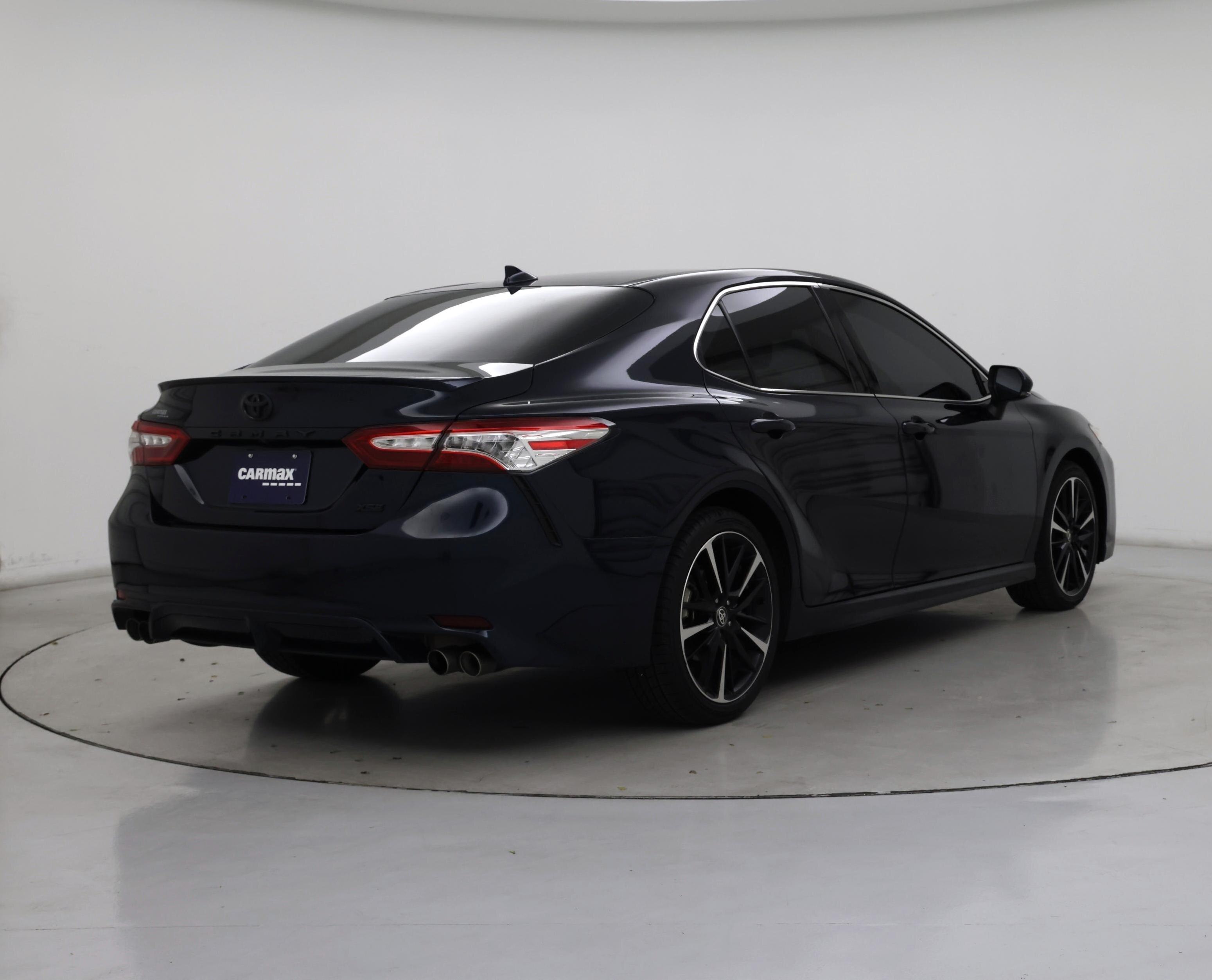 Thumbnail: 2020 Toyota Camry - 8