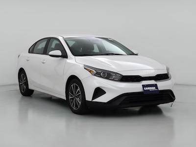 White 2022 Kia Forte LXS