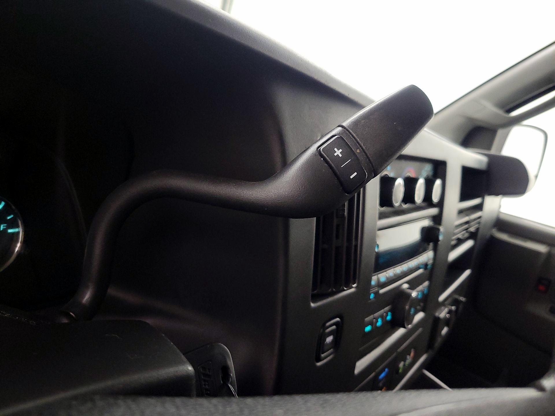 Thumbnail: 2017 Chevrolet Express - 16