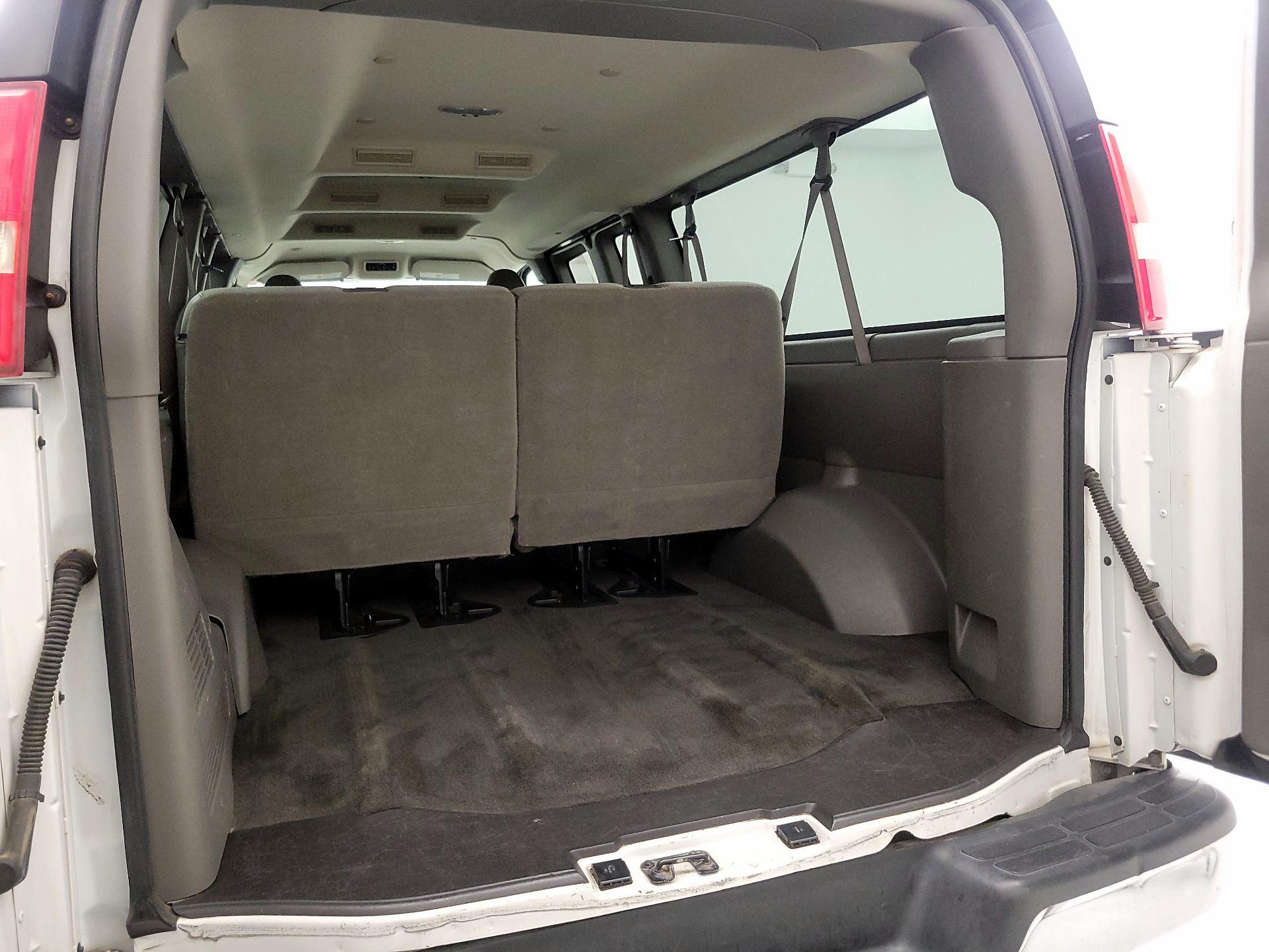 Thumbnail: 2017 Chevrolet Express - 20