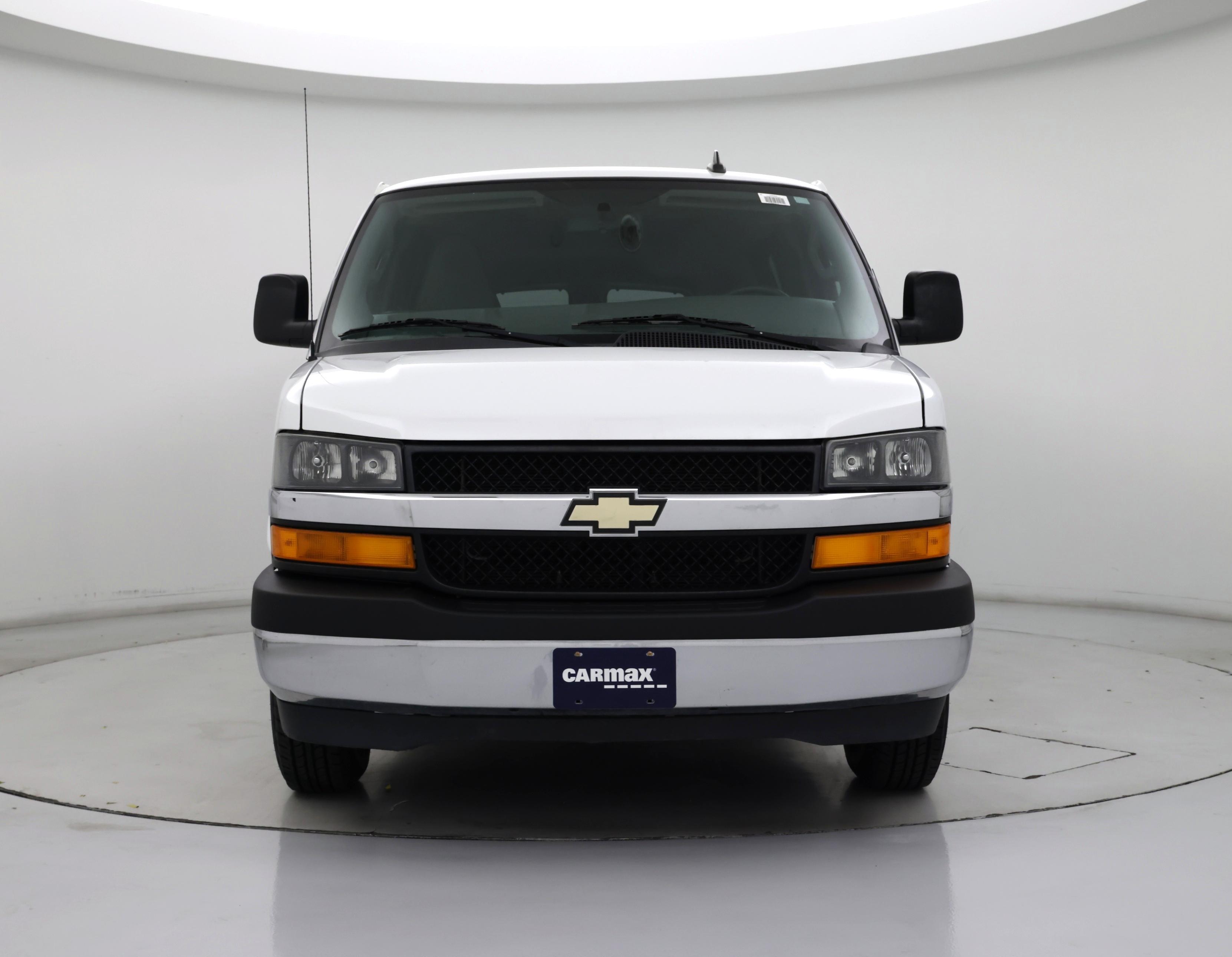 Thumbnail: 2017 Chevrolet Express - 5