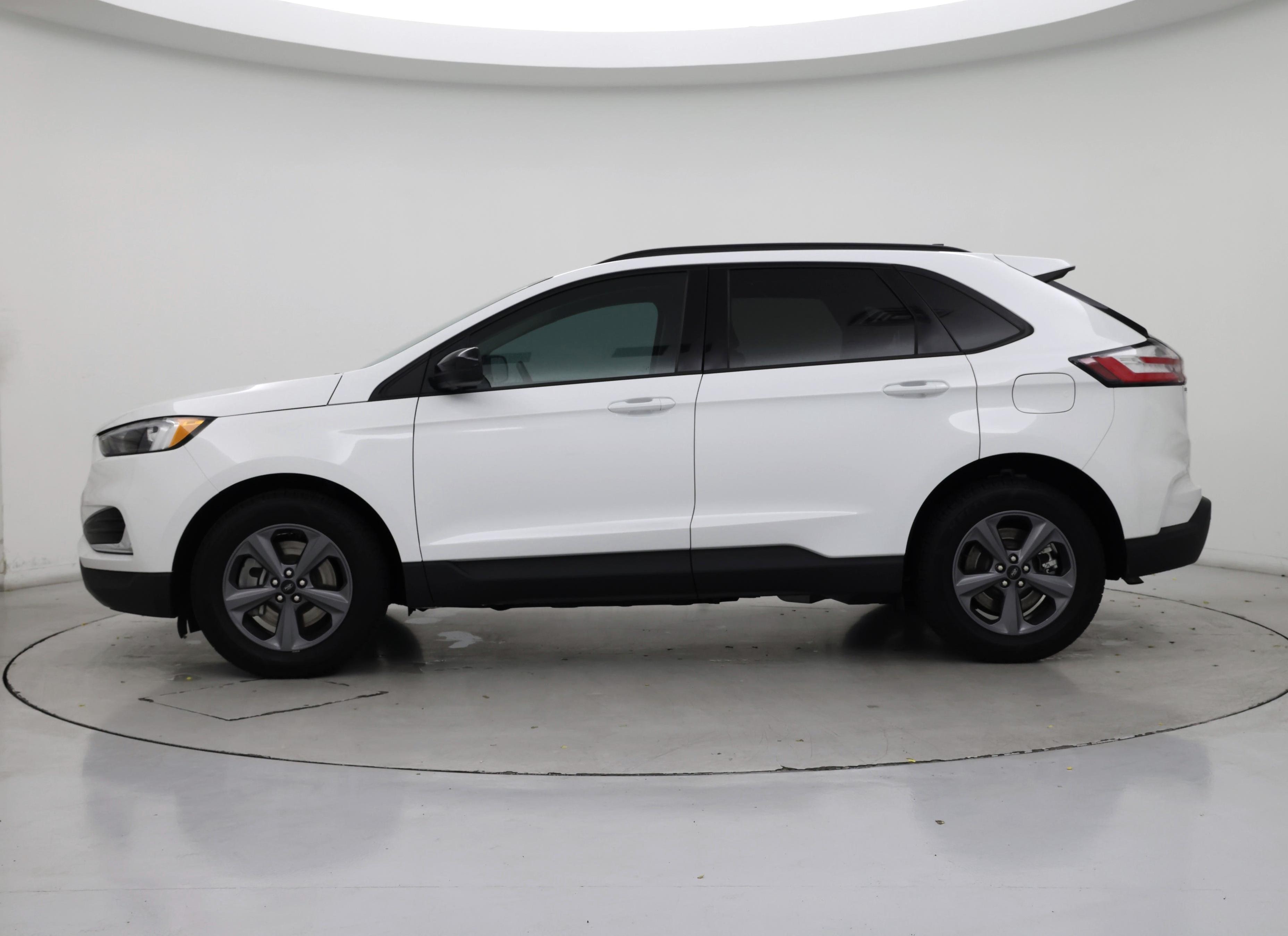 Thumbnail: 2024 Ford Edge - 3