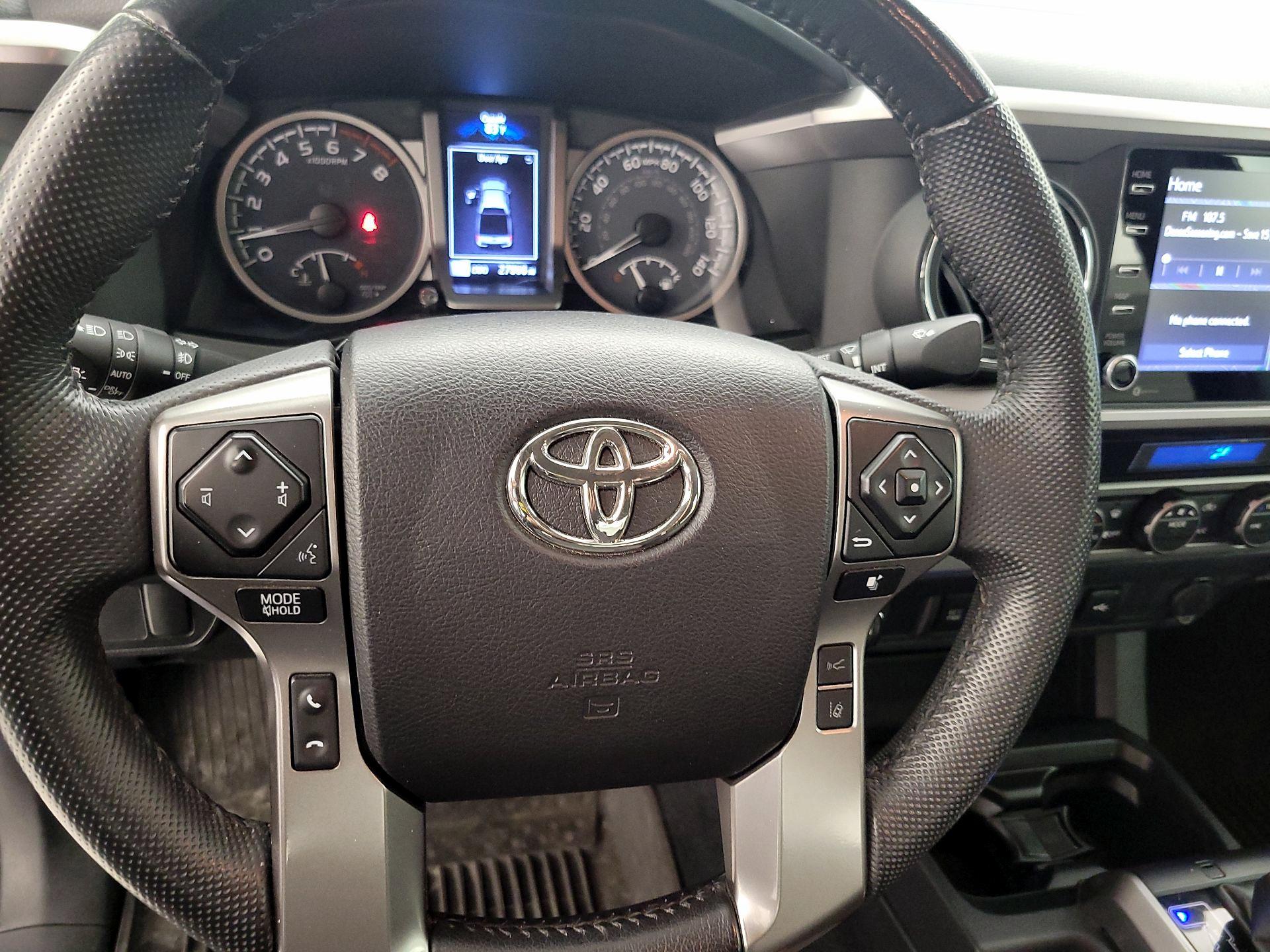 Thumbnail: 2022 Toyota Tacoma - 10