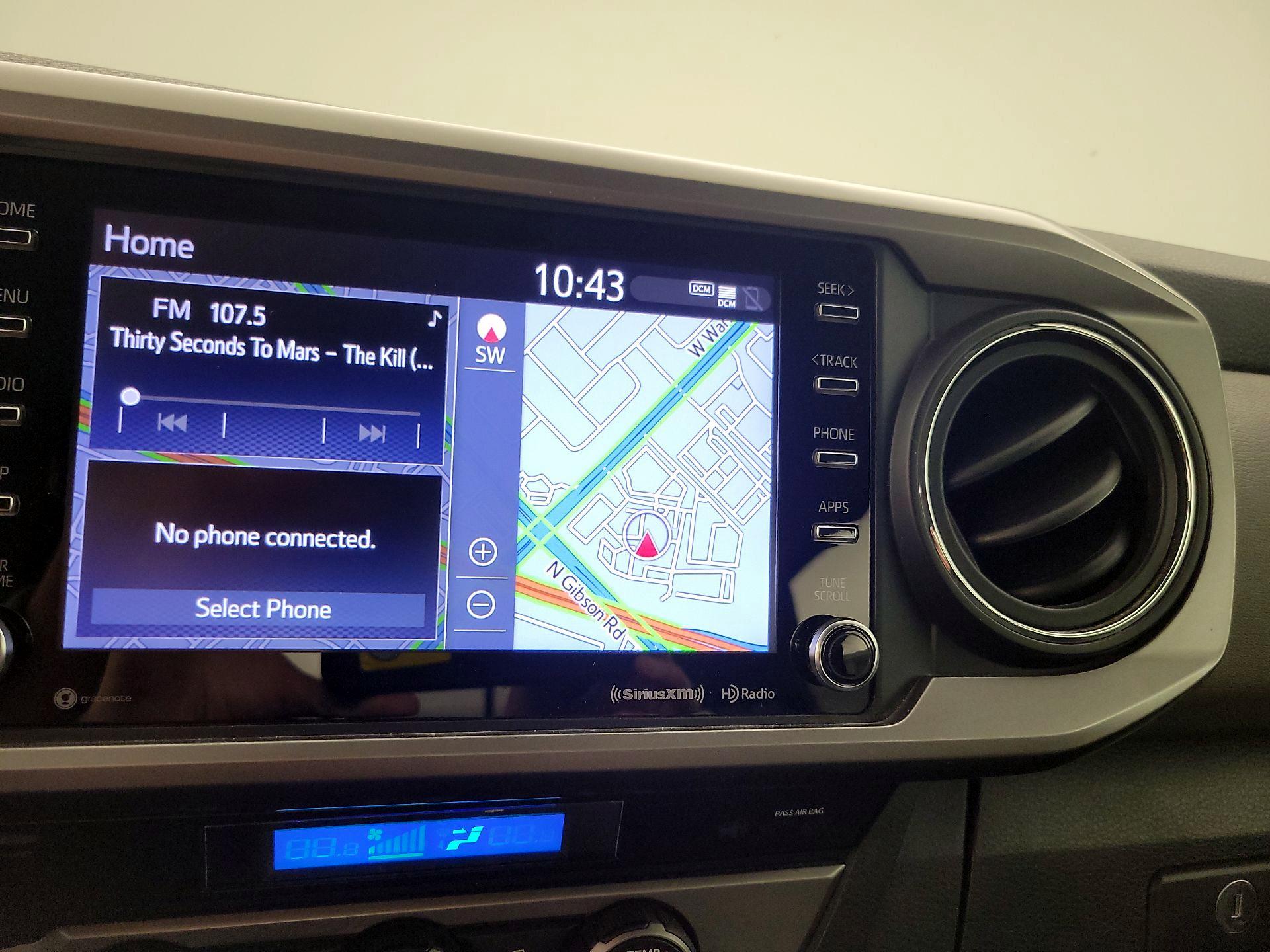 Thumbnail: 2022 Toyota Tacoma - 14