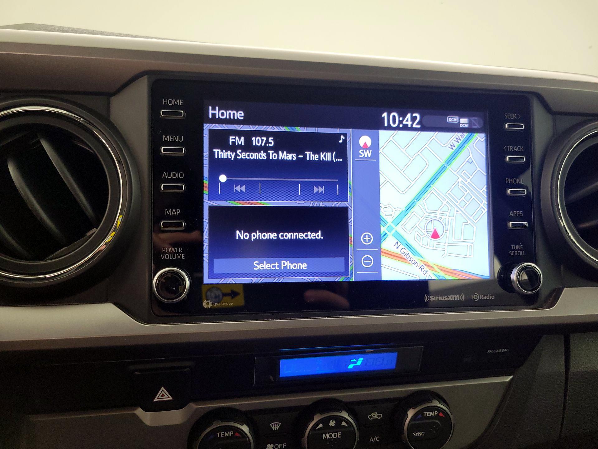 Thumbnail: 2022 Toyota Tacoma - 16