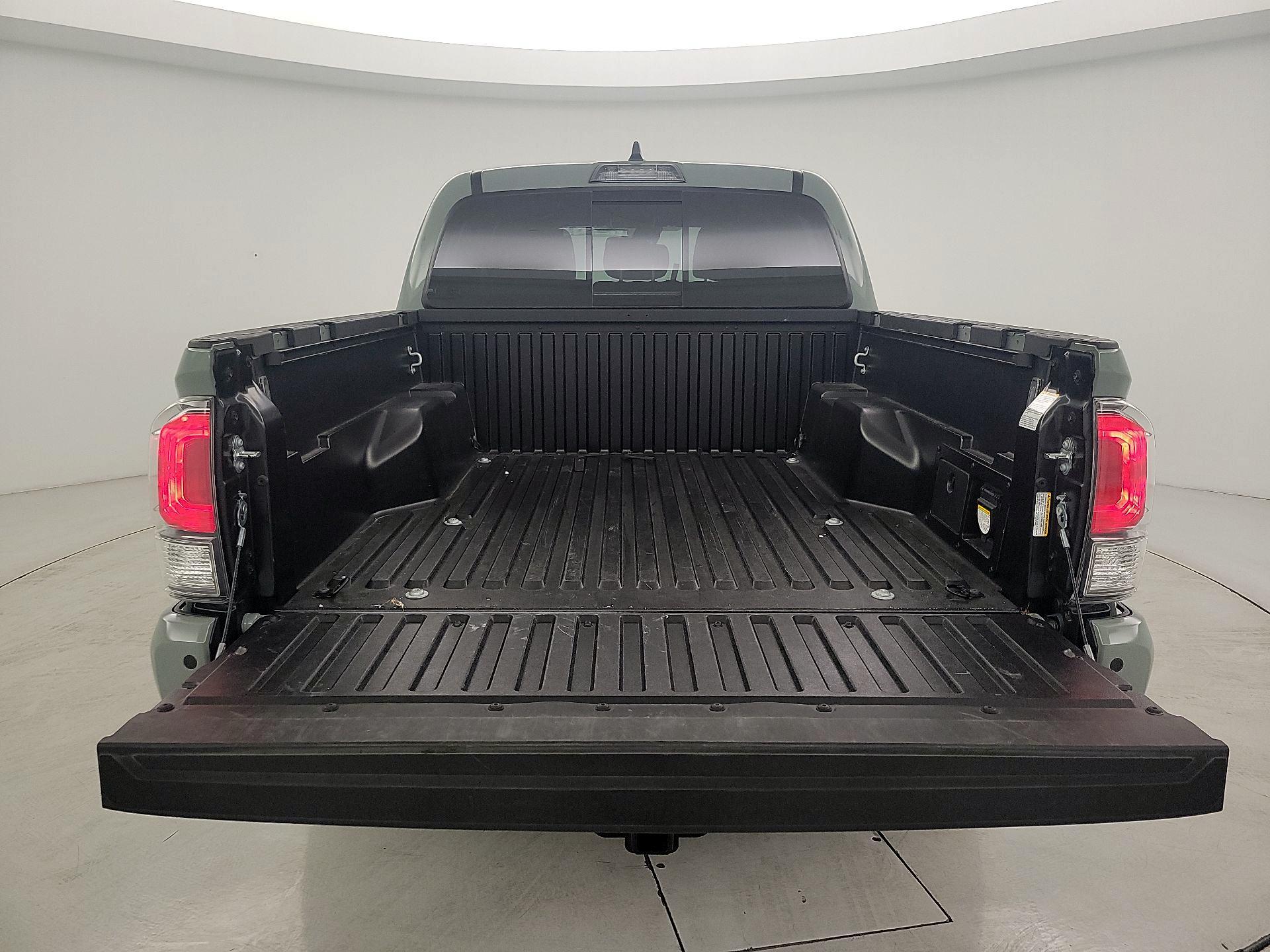 Thumbnail: 2023 Toyota Tacoma - 20