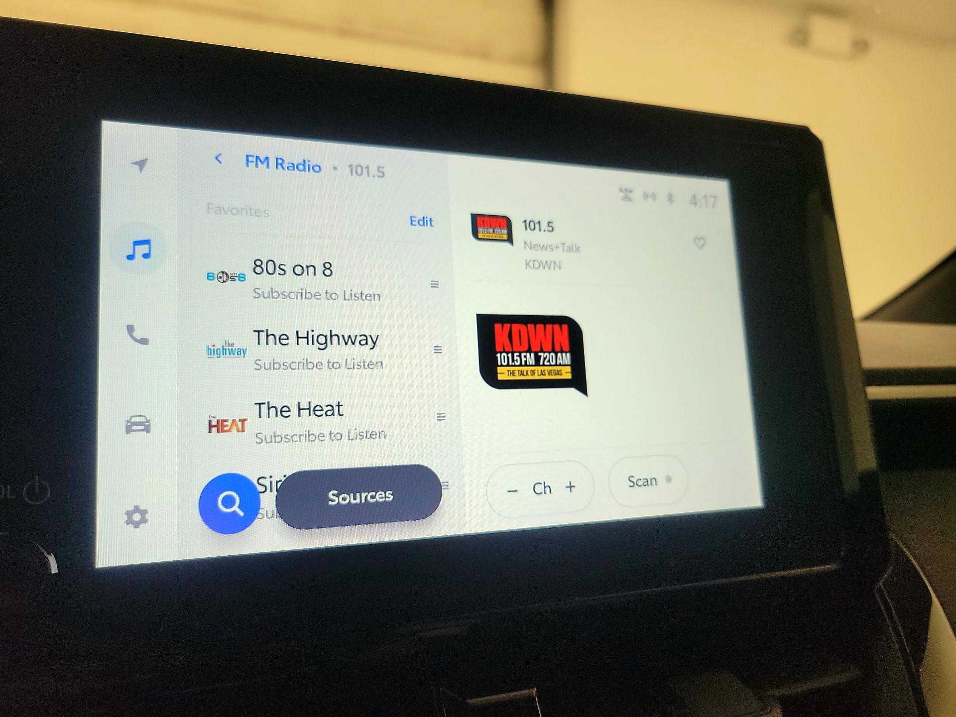 Thumbnail: 2023 Toyota Corolla - 15