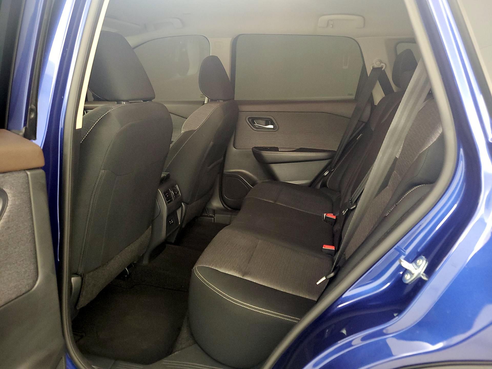 Thumbnail: 2023 Nissan Rogue - 19