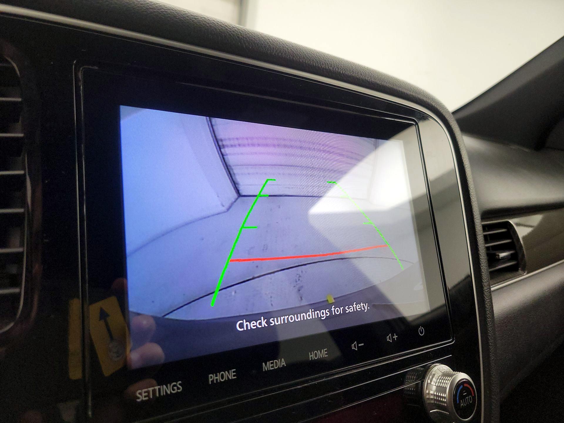 Thumbnail: 2022 Mitsubishi Outlander - 14