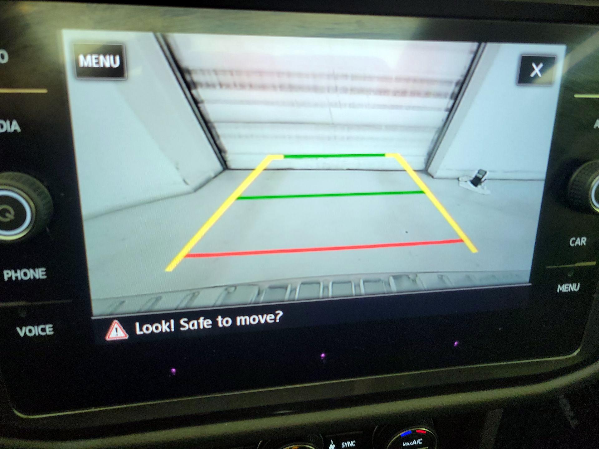 Thumbnail: 2020 Volkswagen Tiguan - 14