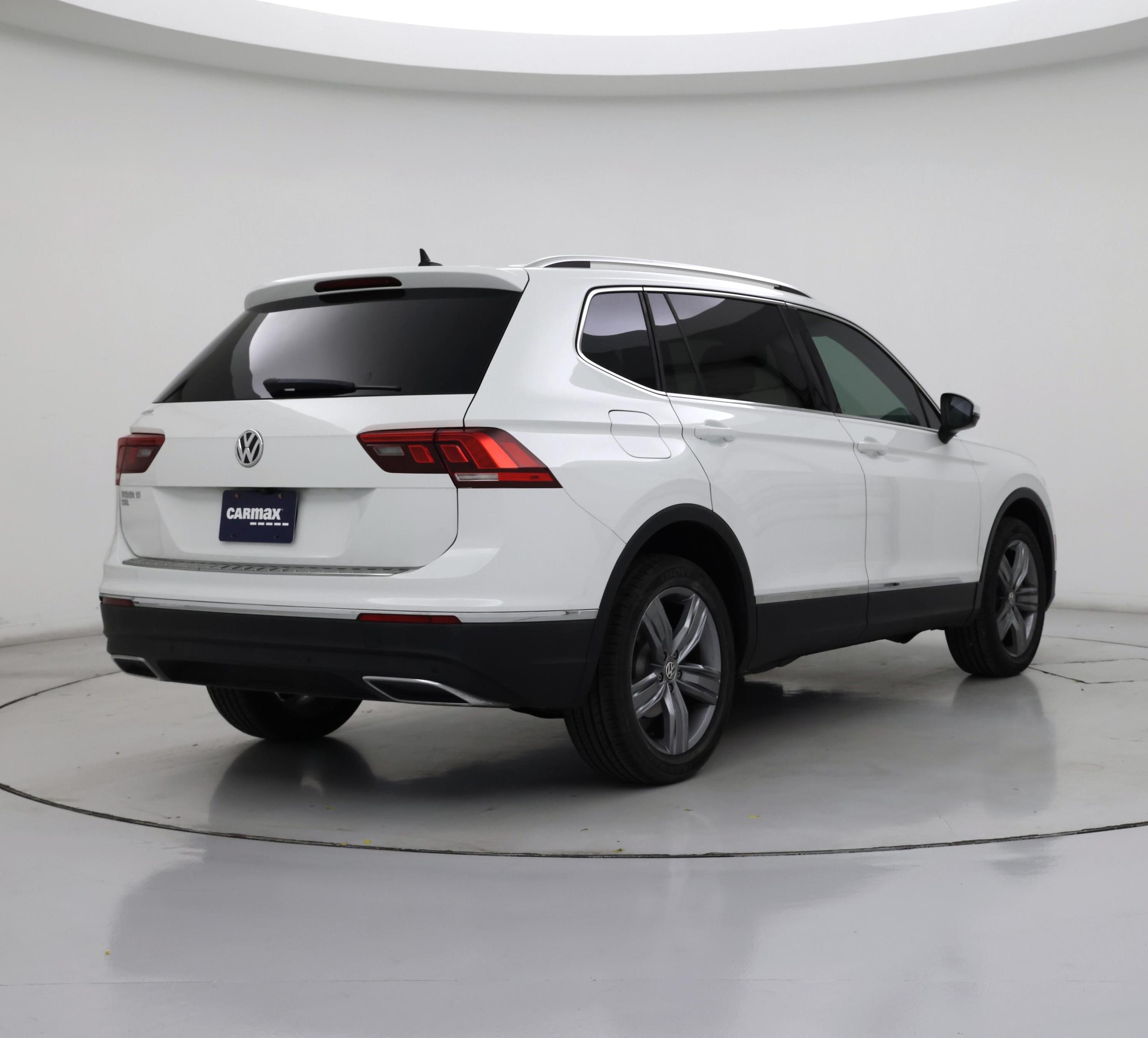 Thumbnail: 2020 Volkswagen Tiguan - 8