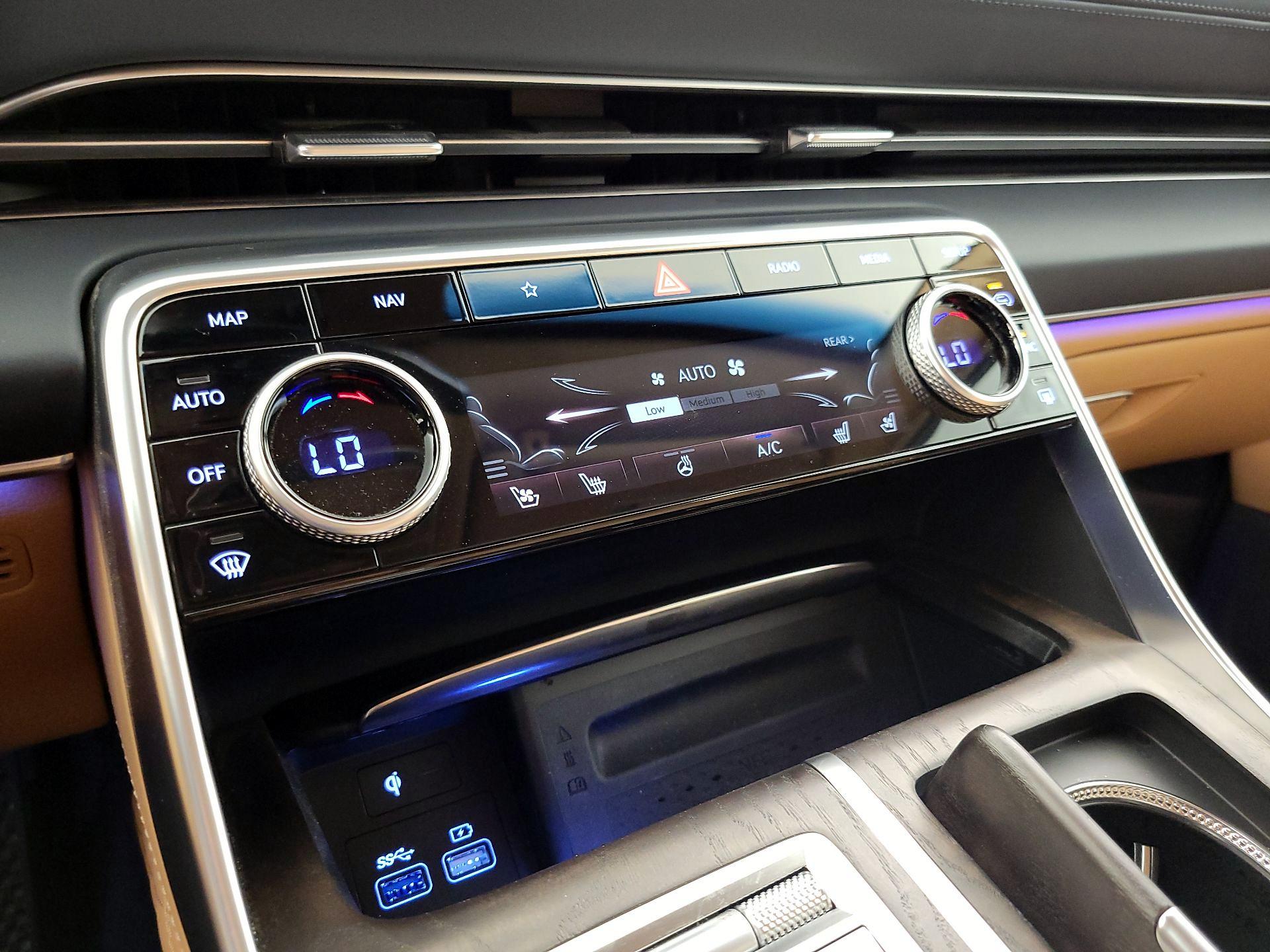 Thumbnail: 2024 Genesis GV80 - 17