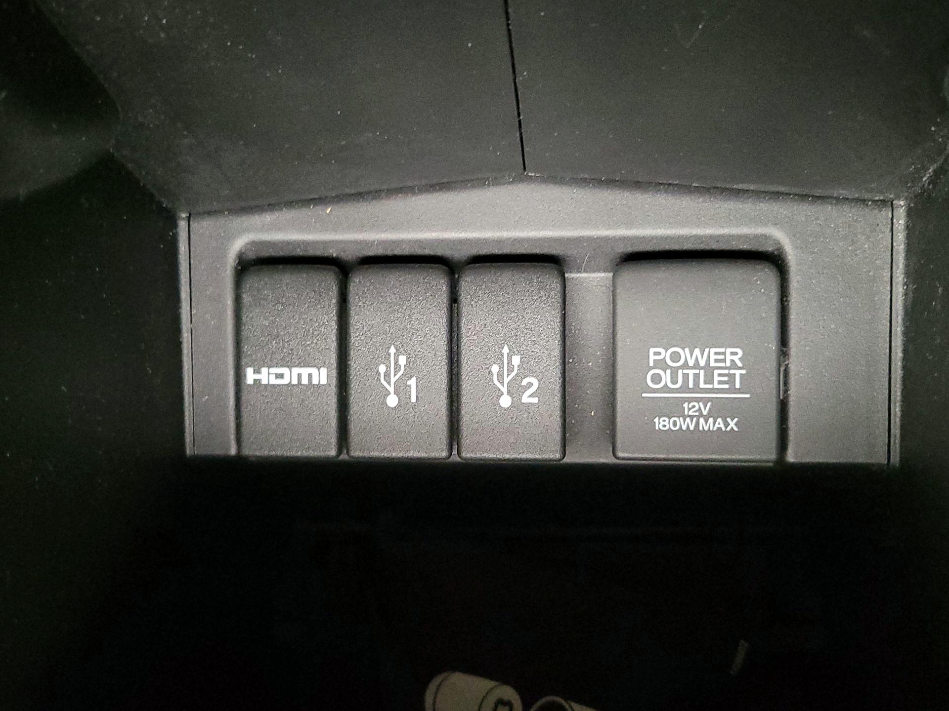 Thumbnail: 2015 Honda CR-V - 18