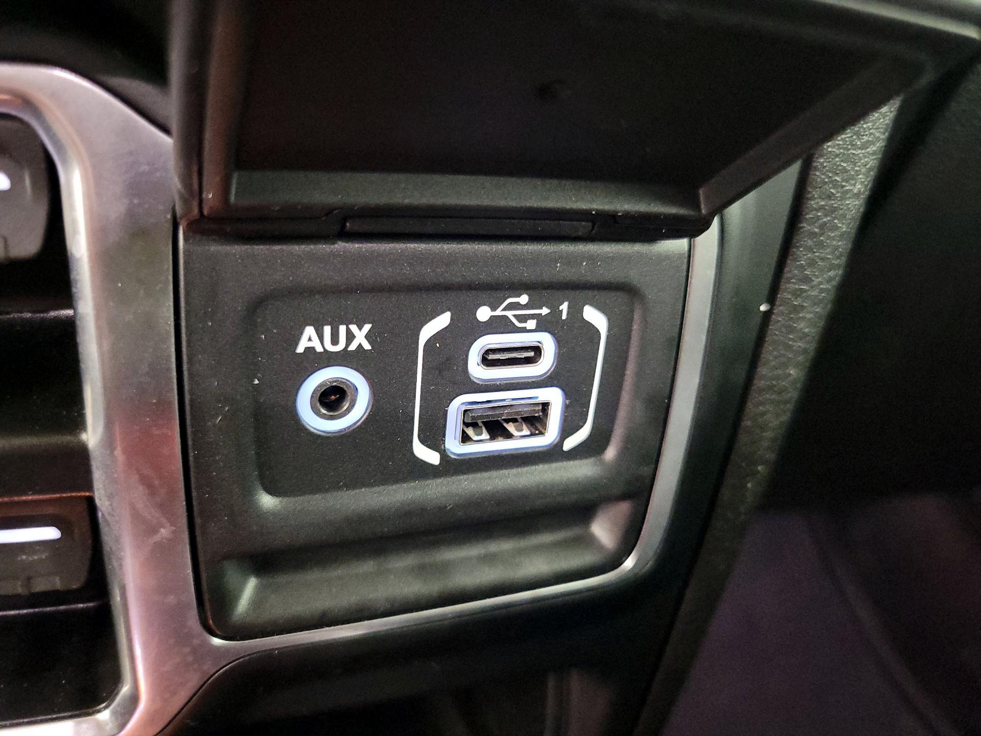 Thumbnail: 2024 Jeep Wrangler - 18