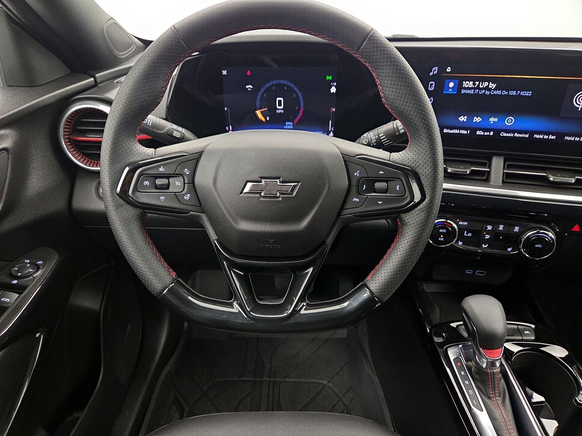 Thumbnail: 2024 Chevrolet Trax - 10